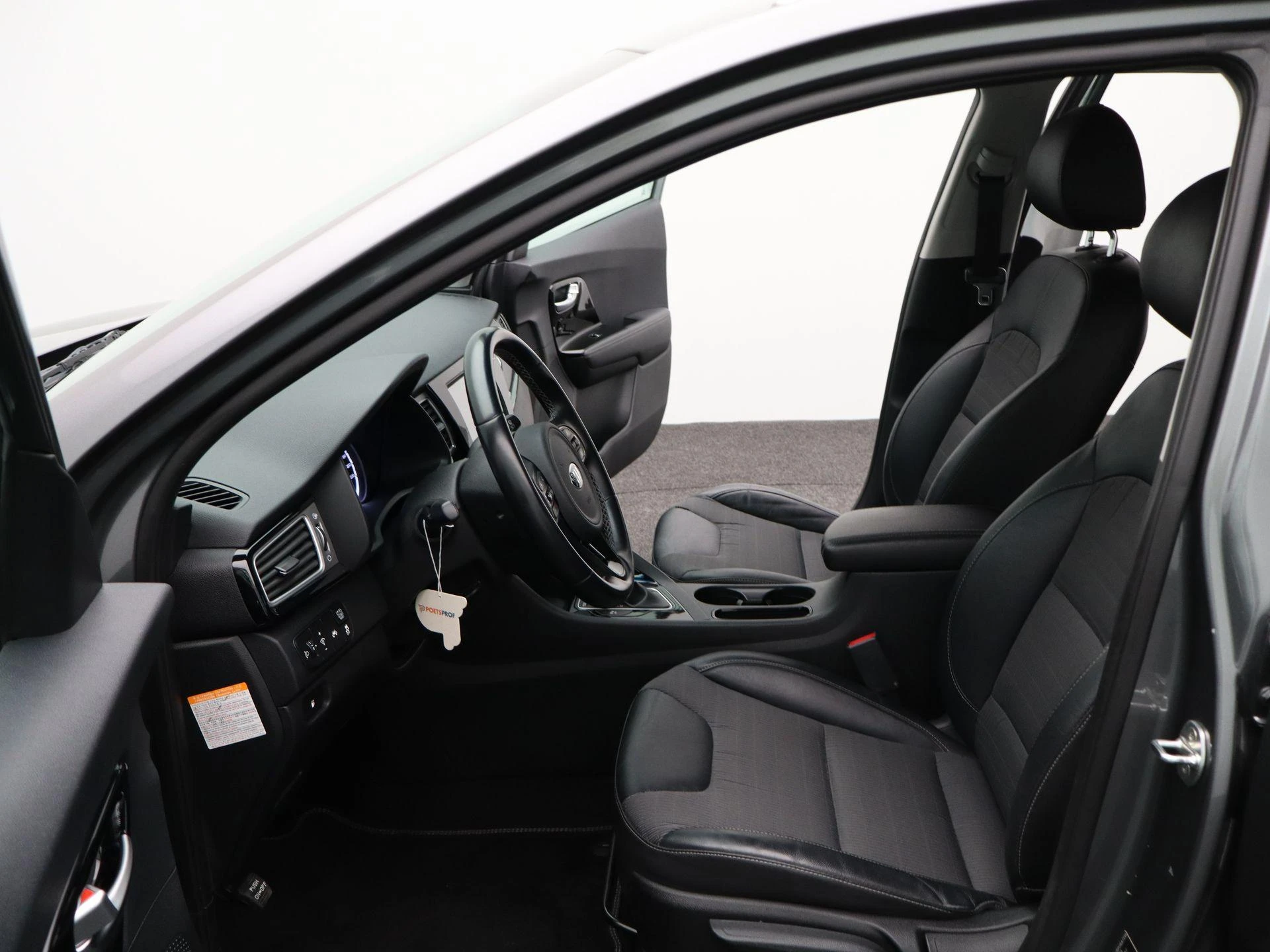 Kia-Niro-image-10