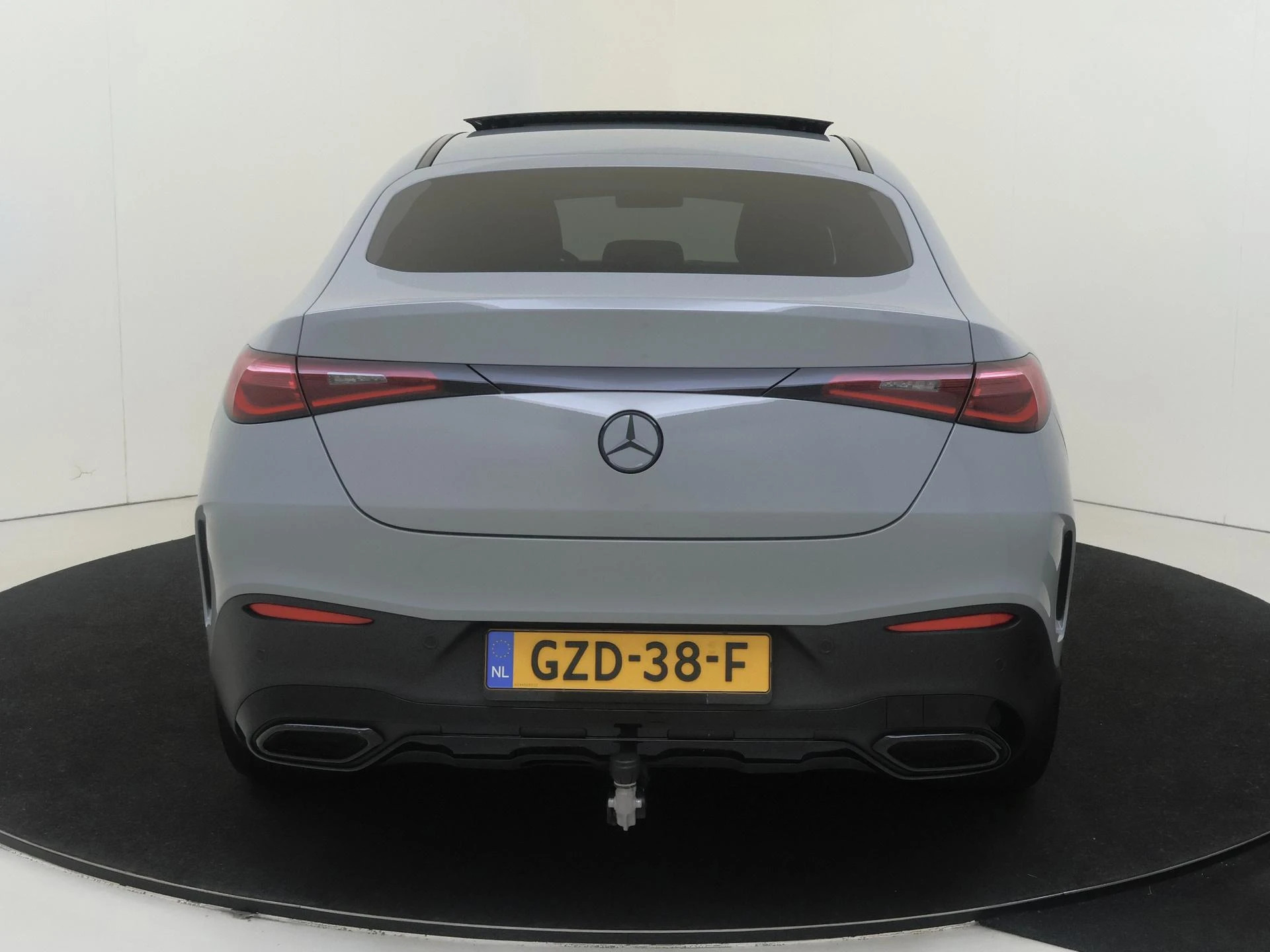 Mercedes-Benz-GLC-image-6