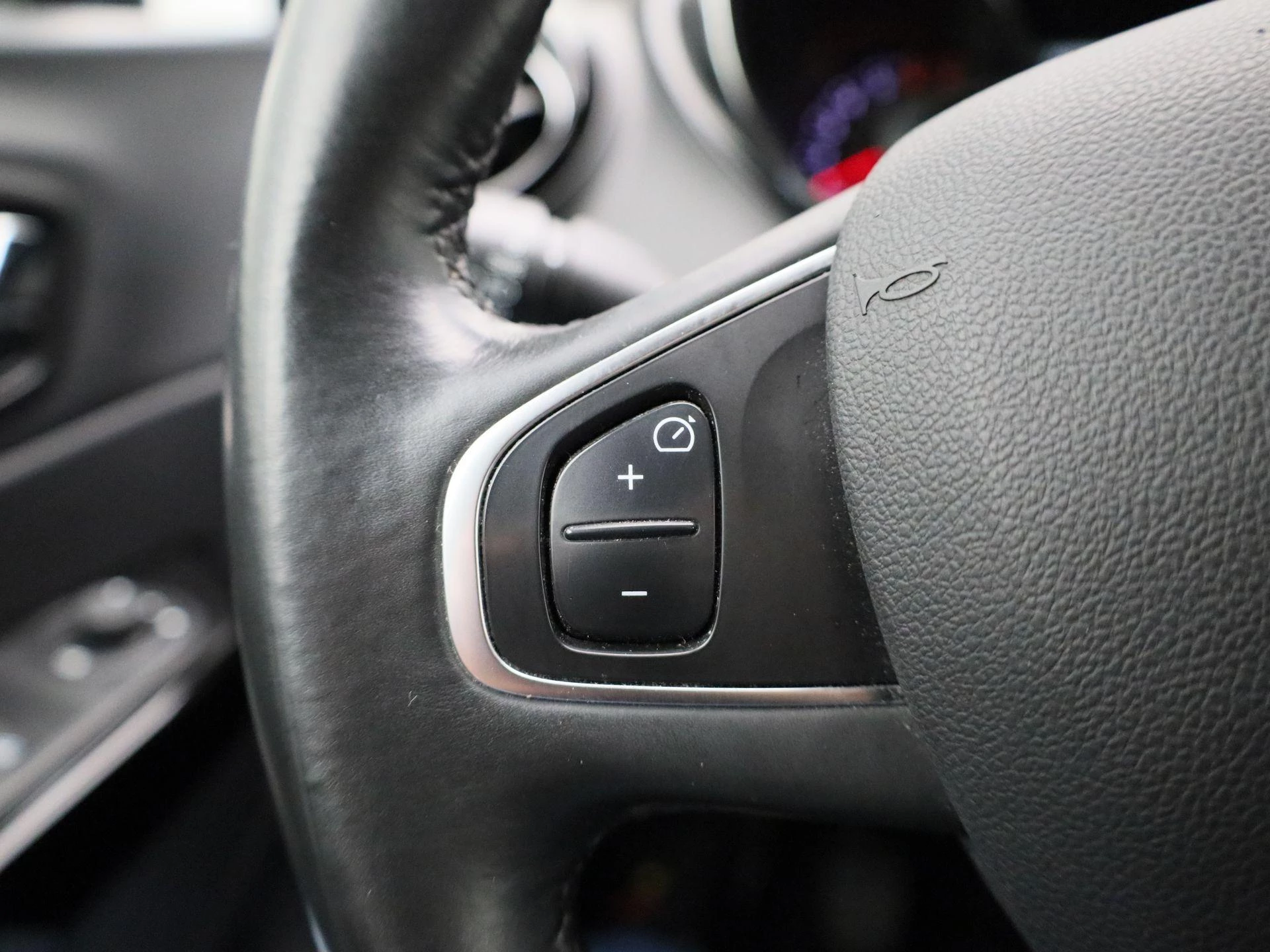 Renault-Captur-image-18