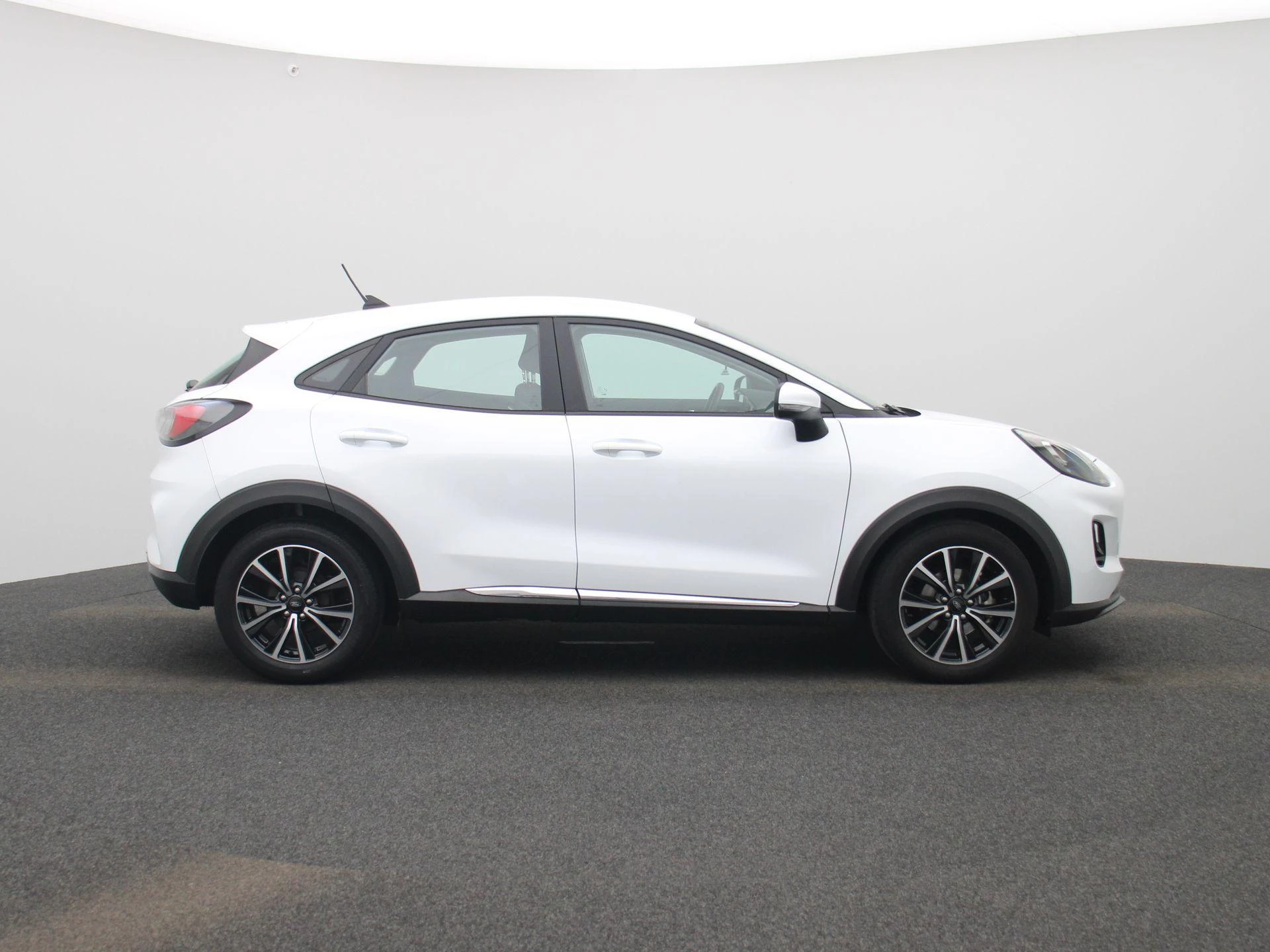 Ford Puma 1.0 EcoBoost Hybrid Titanium