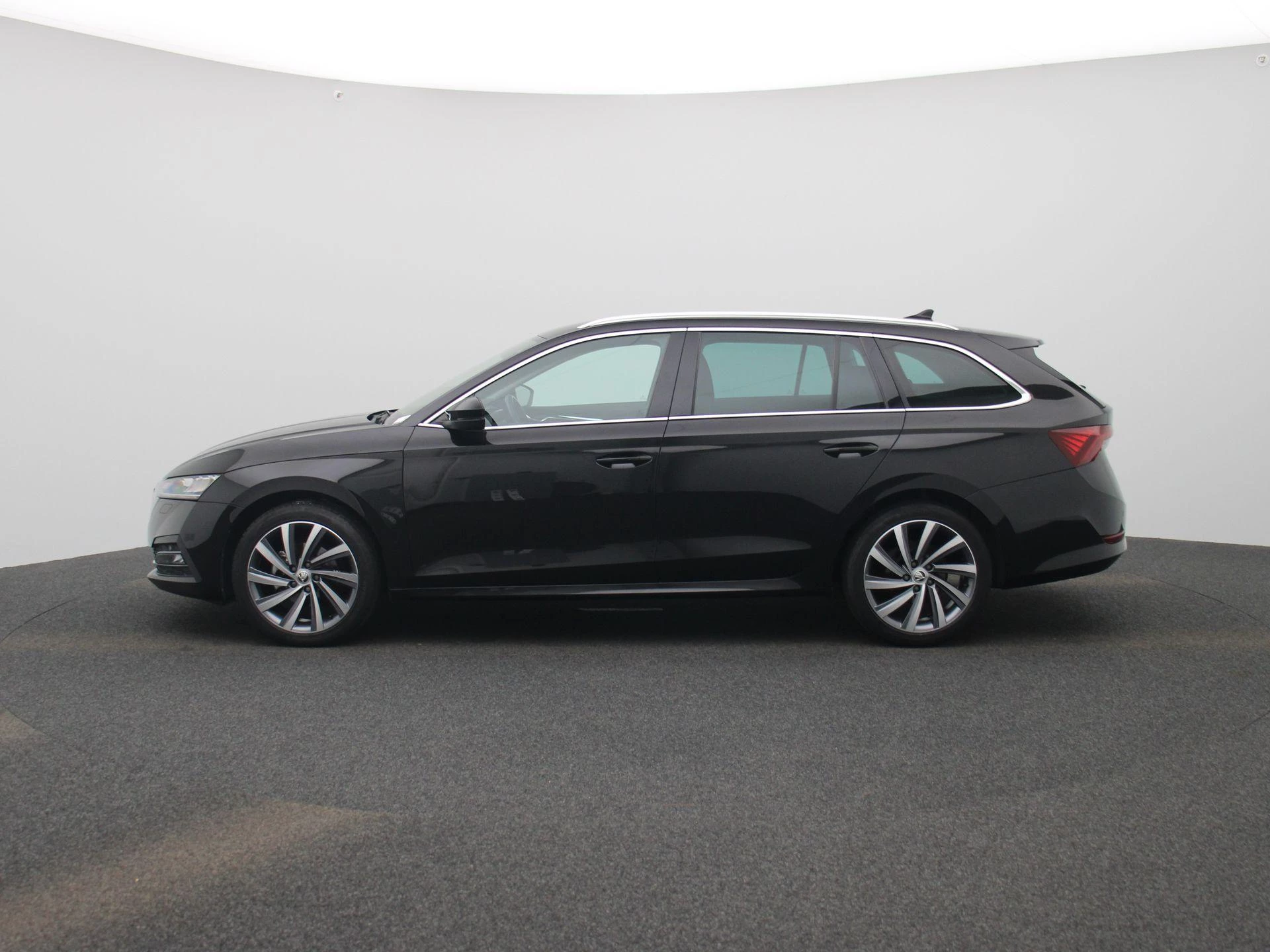 Škoda Octavia Combi 1.0 e-TSI Business Edition Plus