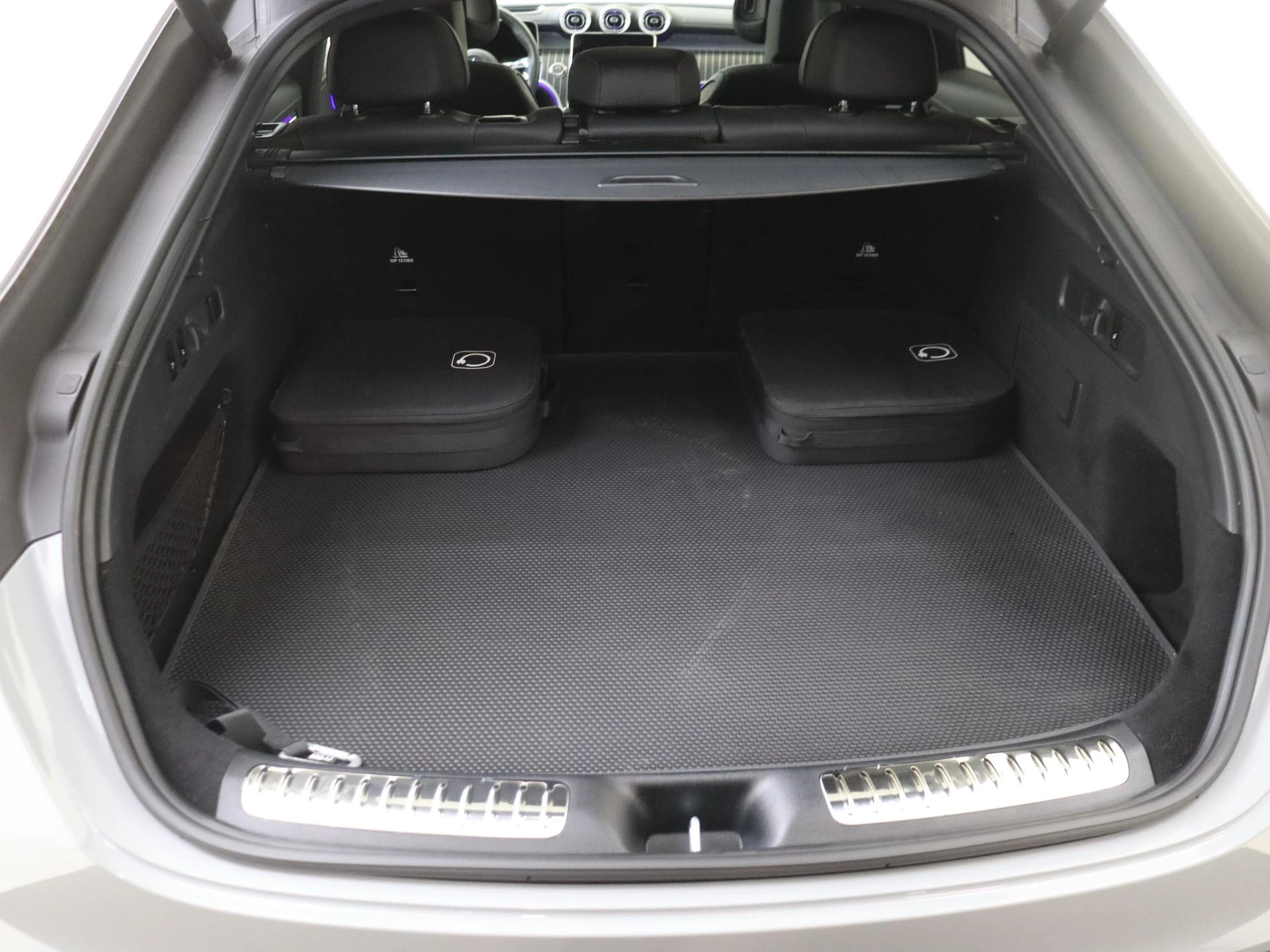 Mercedes-Benz-GLC-image-26