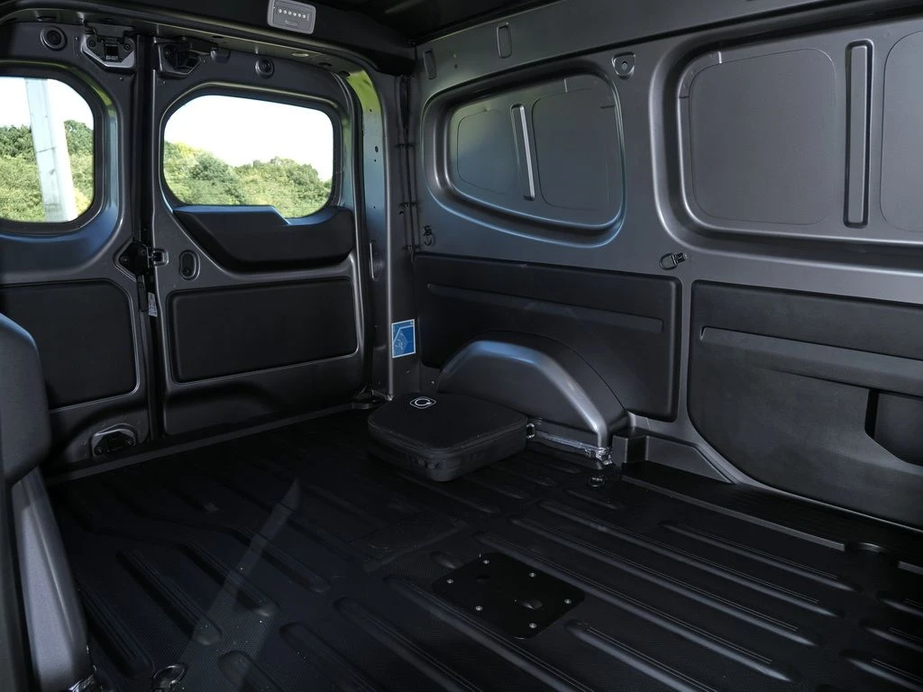 Mercedes-Benz-eCitan-image-11