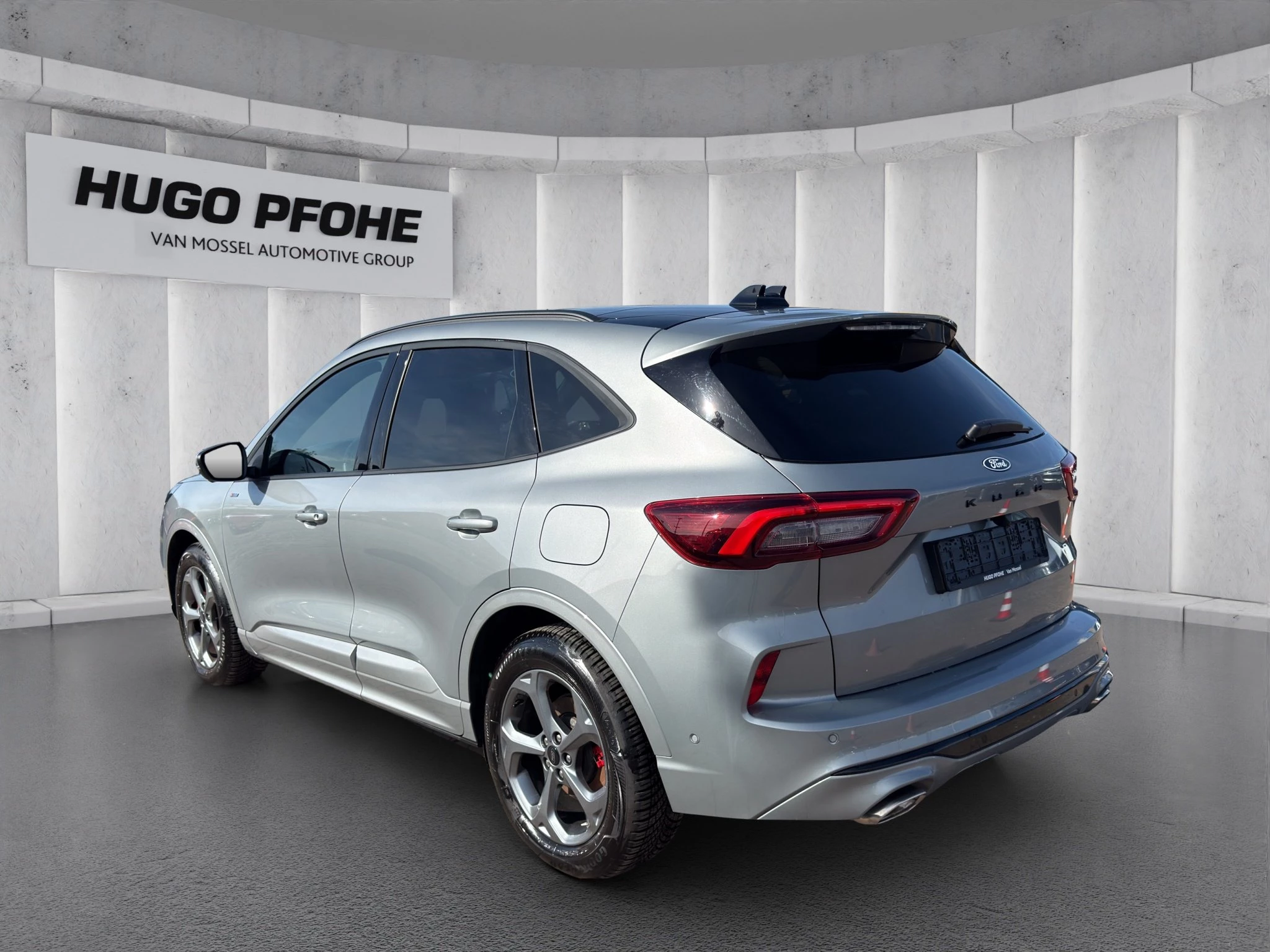Ford Kuga ST-Line X Aut.*PANO*AHK*360GRAD*LED-MATRIX*NAVI*GRA*WINTER-PKT.