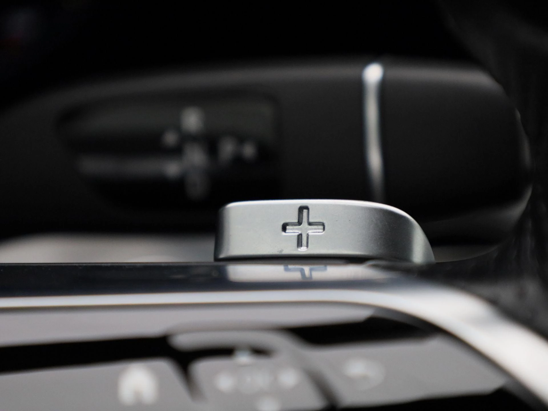 Mercedes-Benz-Classe E-image-25