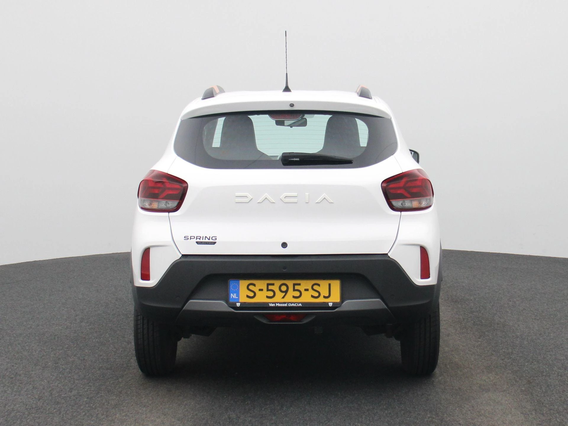 Dacia-Spring-image-4