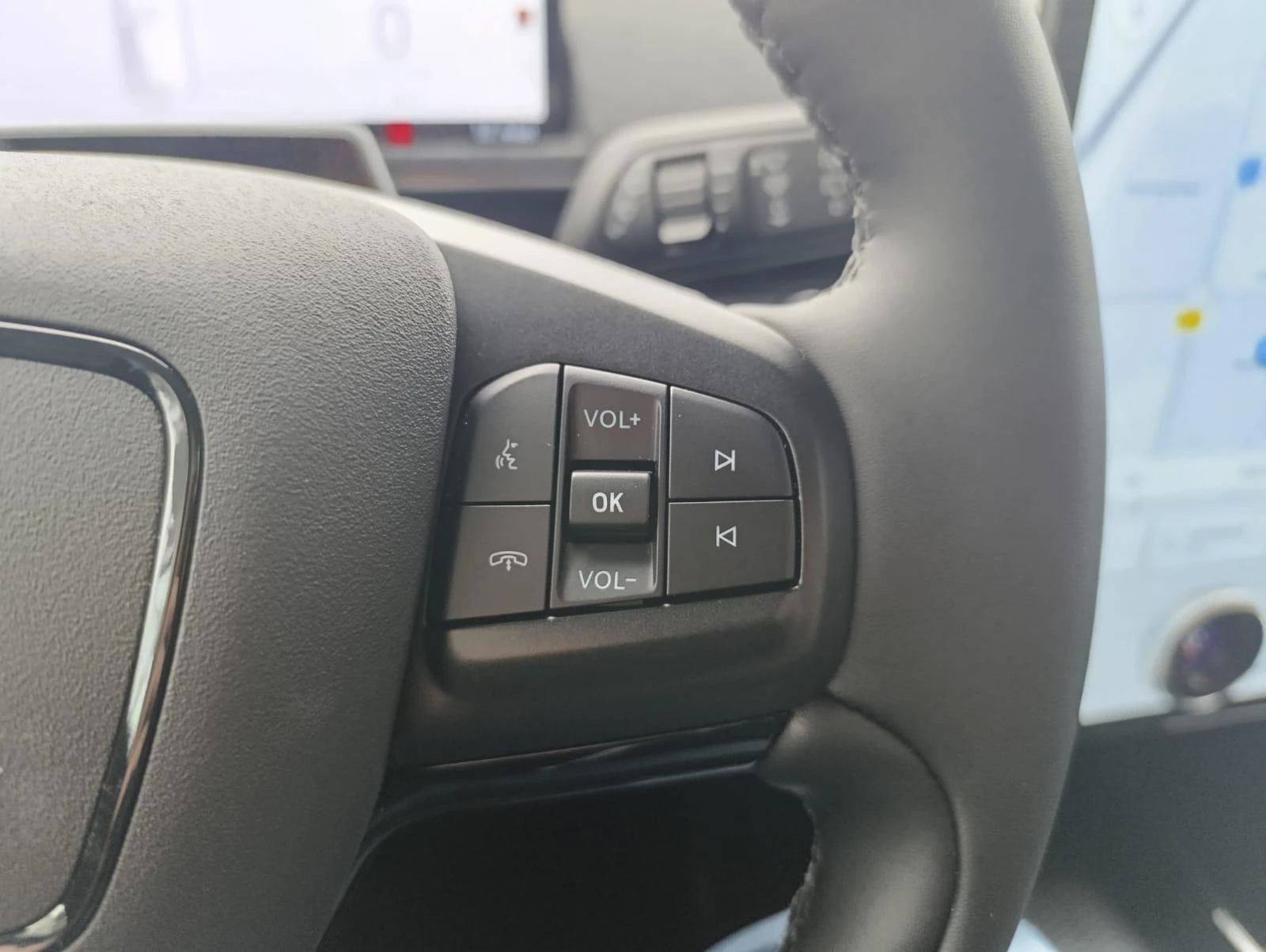 Ford-Mustang Mach-E-image-23