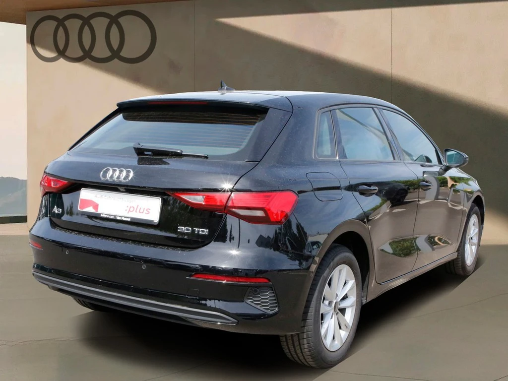 Audi A3 Sportback 30 TDI basis NAVI+VC RFK+PDC KLIMAA