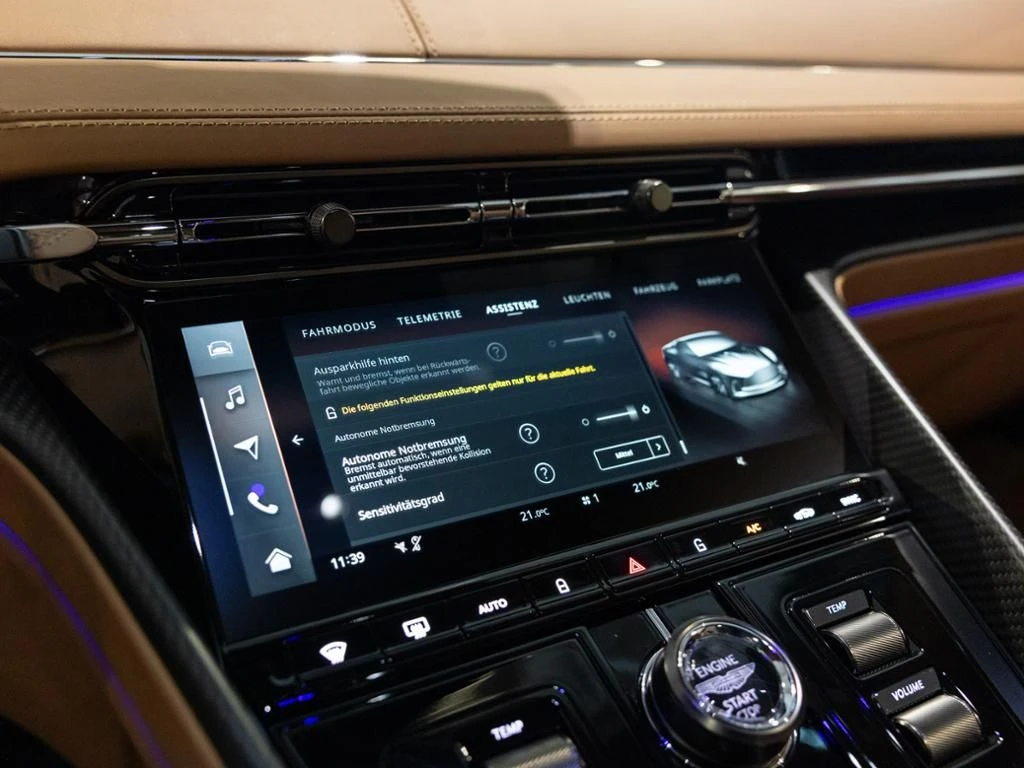 Aston Martin-DB12-image-26