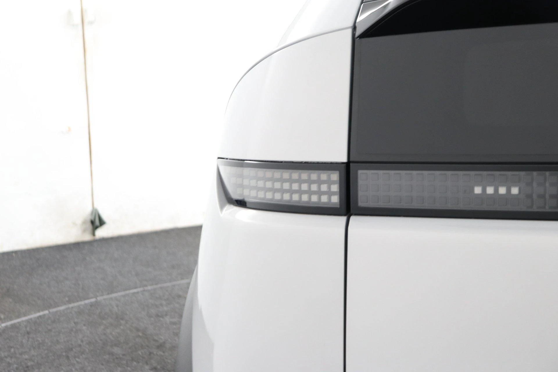 Hyundai-IONIQ 3-image-32