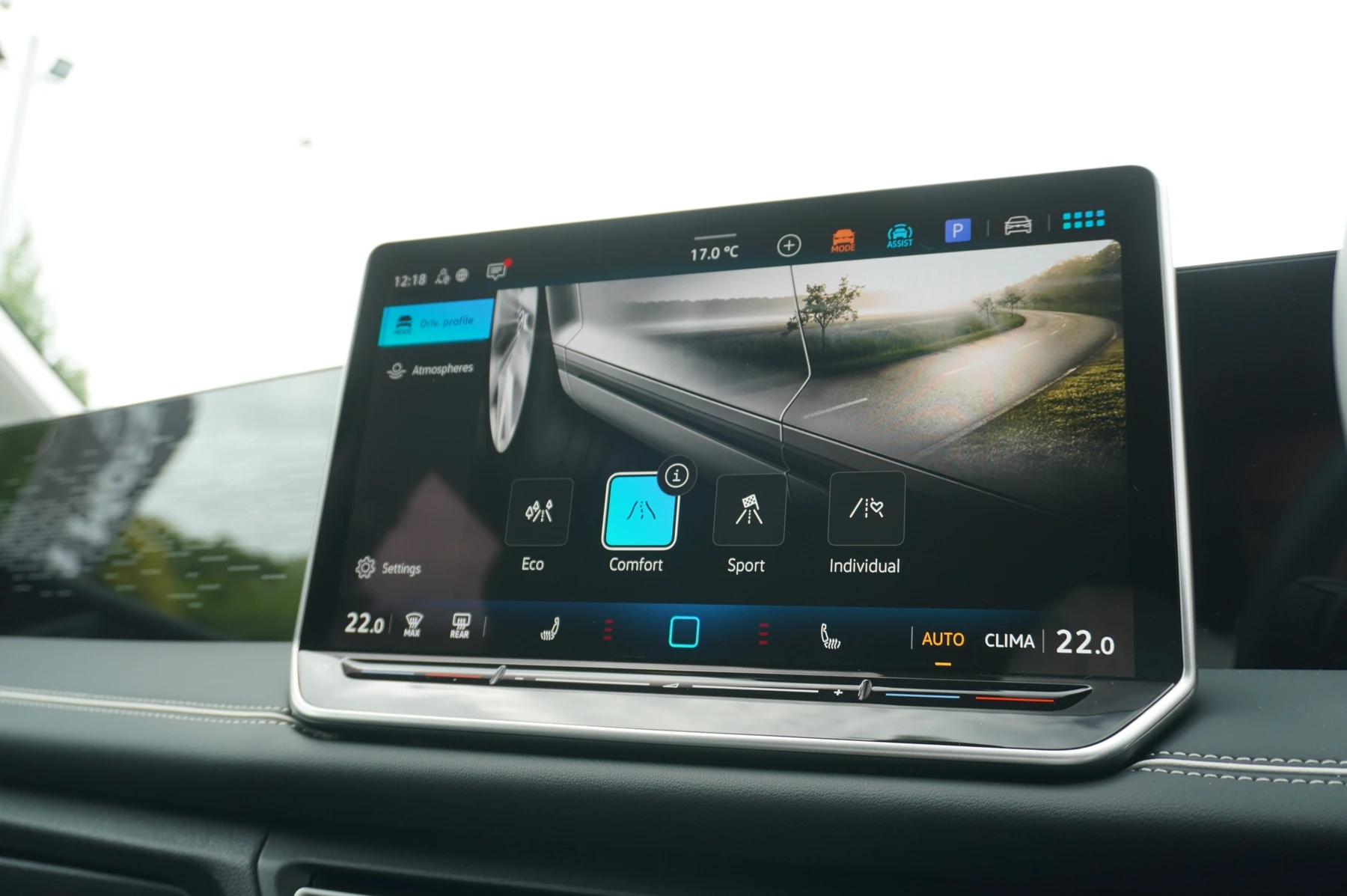Volkswagen-Tiguan-image-38