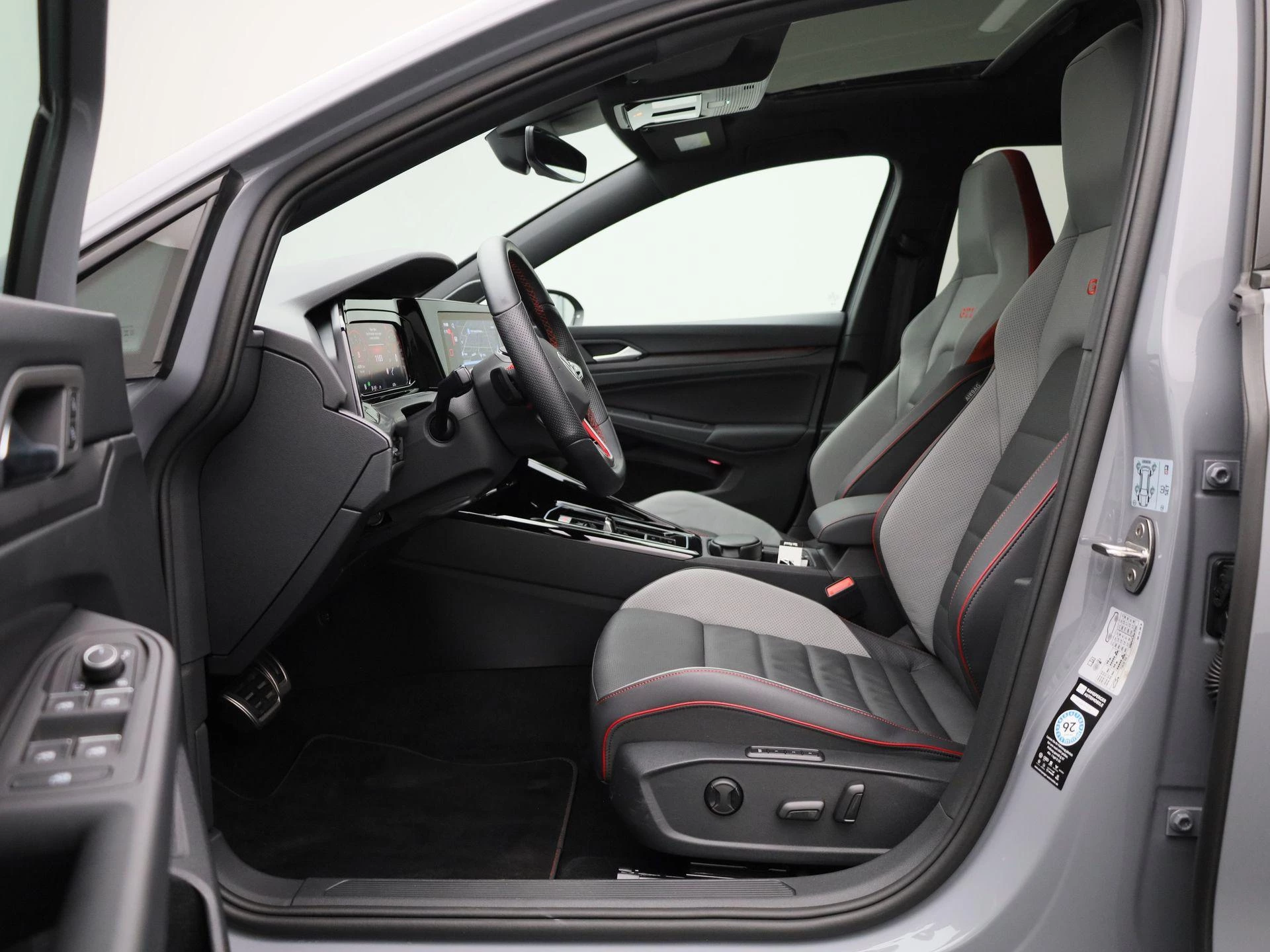 Volkswagen-Golf-image-10