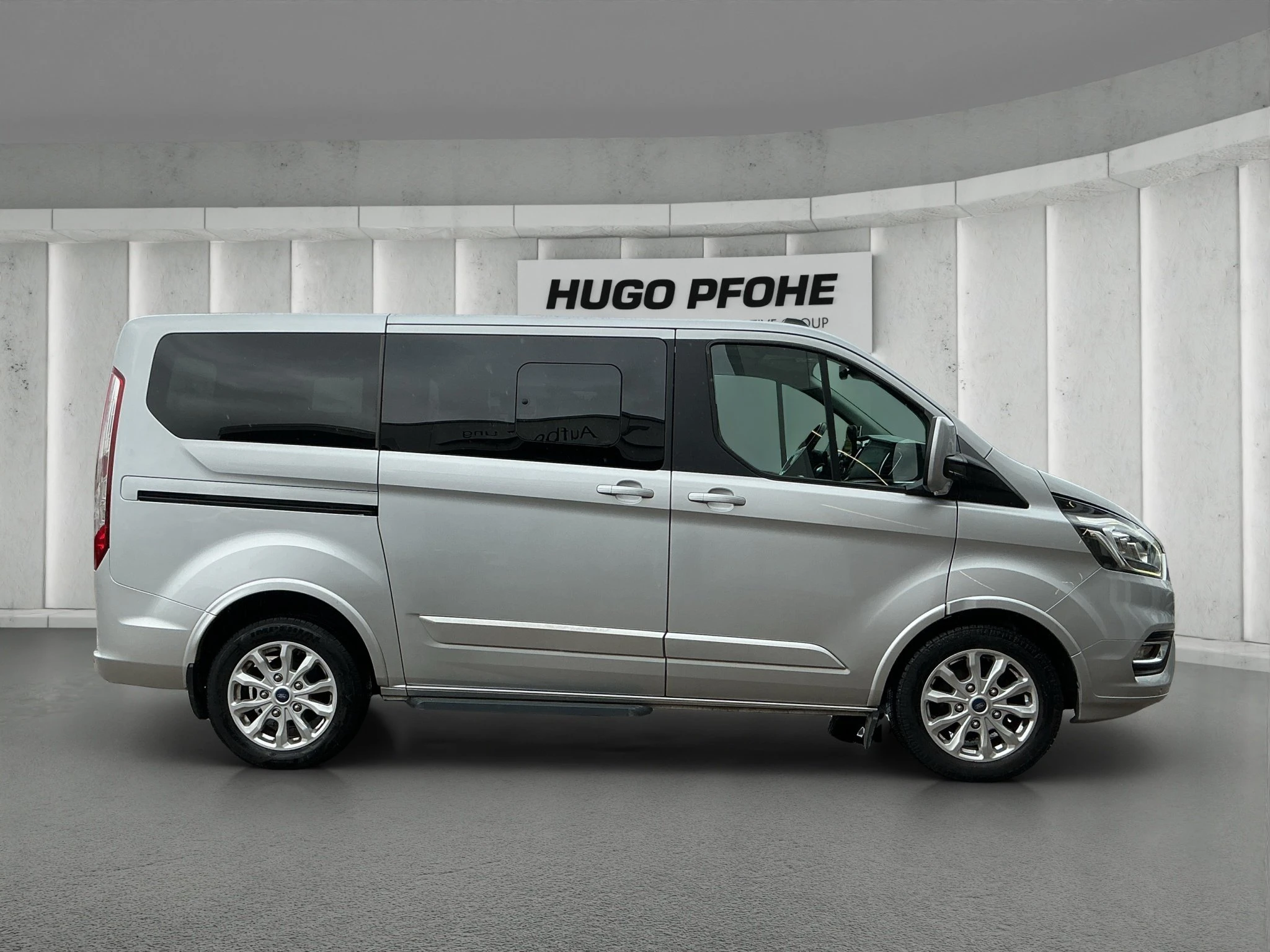 Ford-Tourneo Custom-image-5