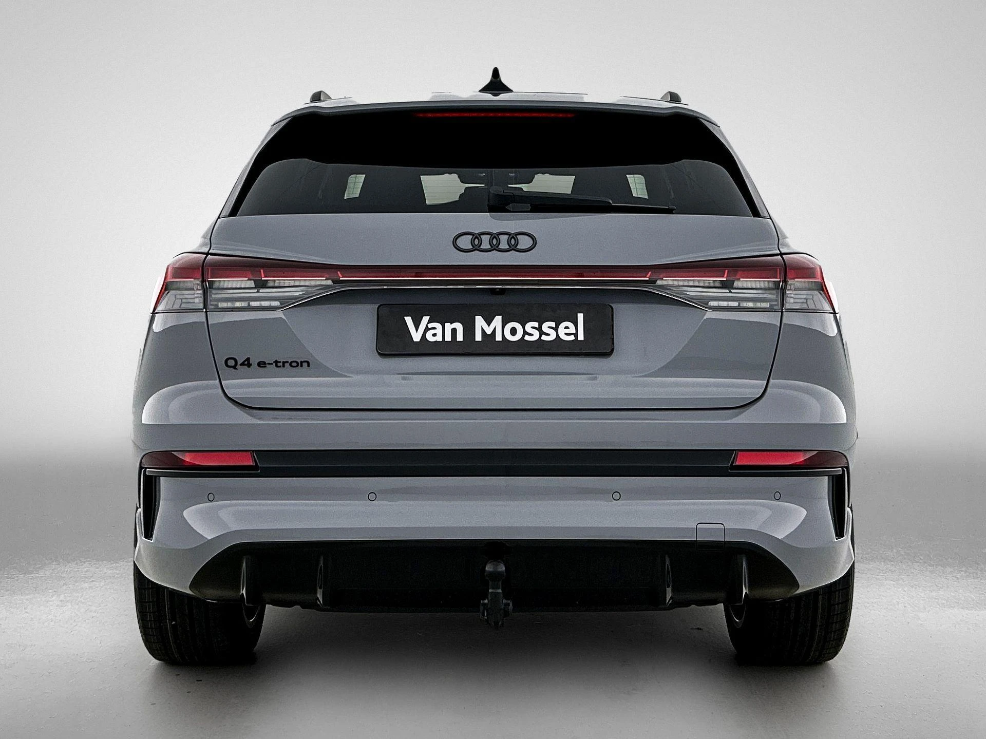Audi-Q4 e-tron-image-2