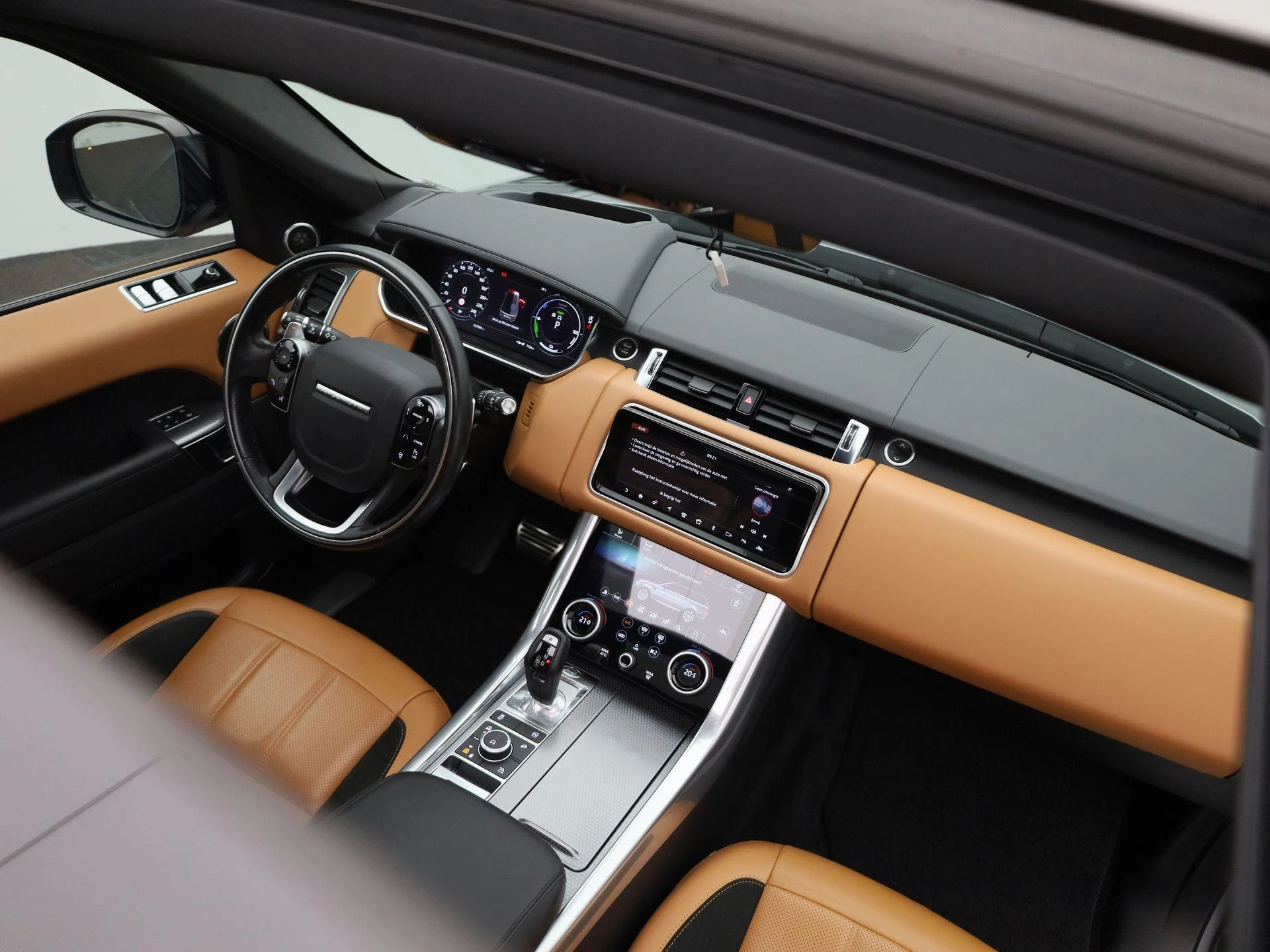 Land Rover-Range Rover Sport-image-40