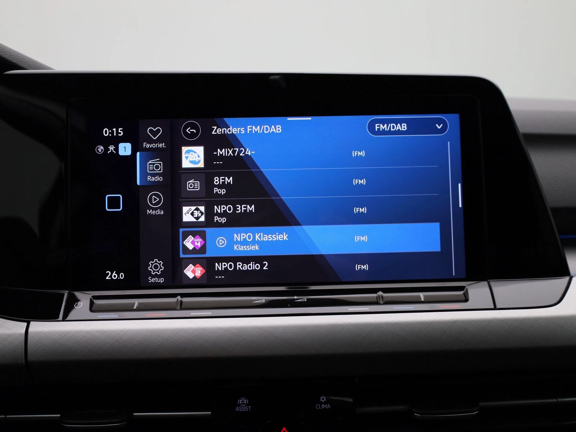 Volkswagen-Golf-image-18