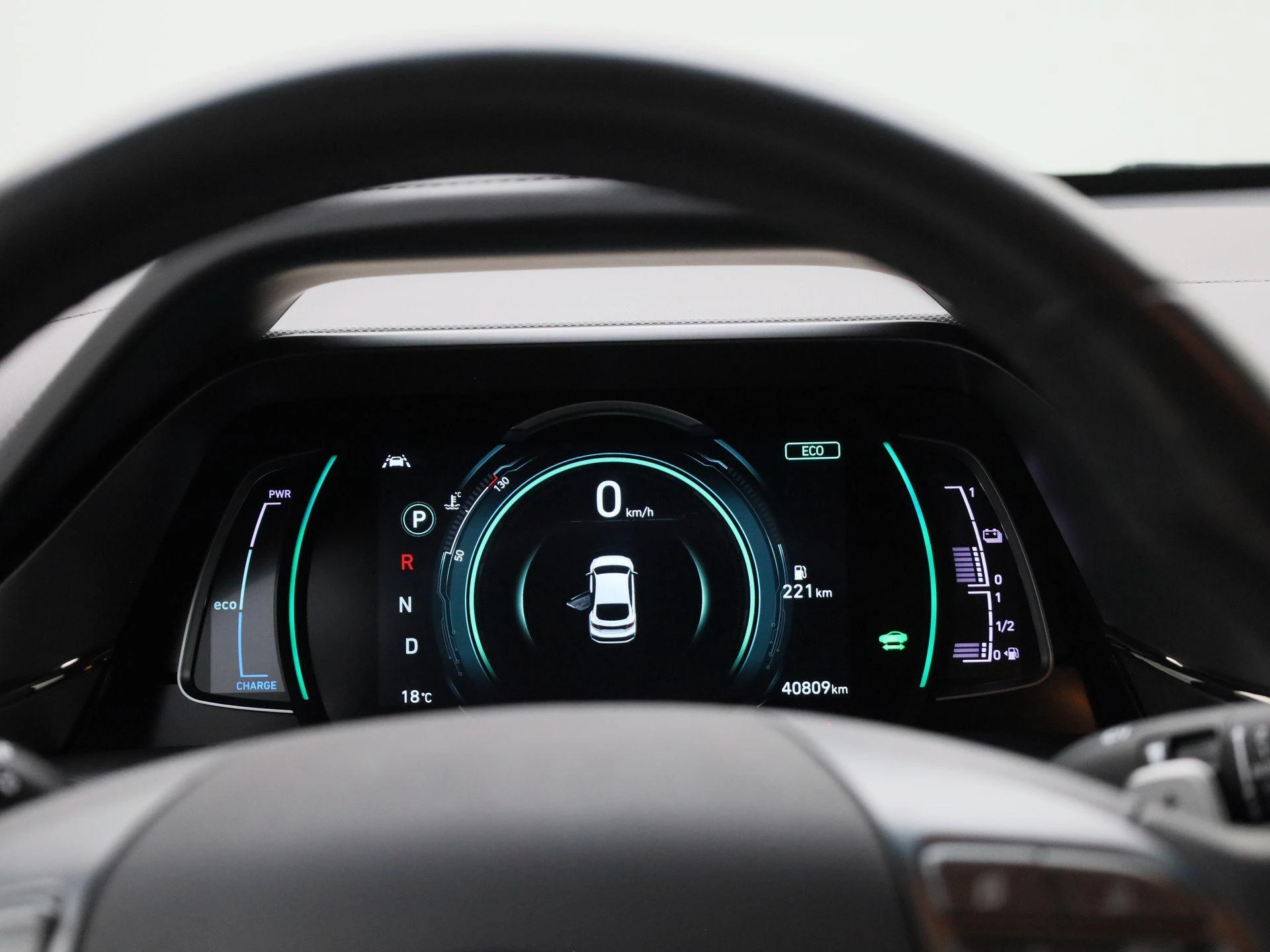 Hyundai-IONIQ-image-7