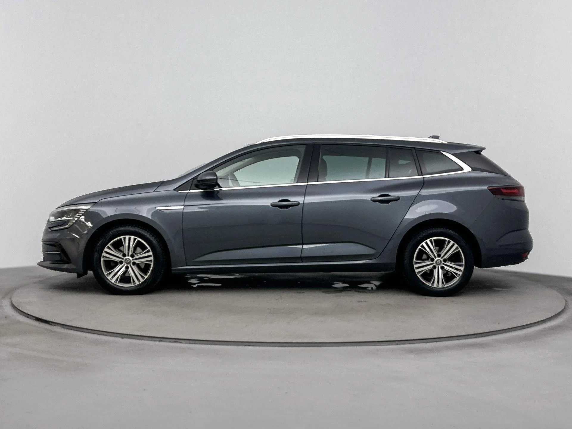 Renault-Mégane Estate-image-1