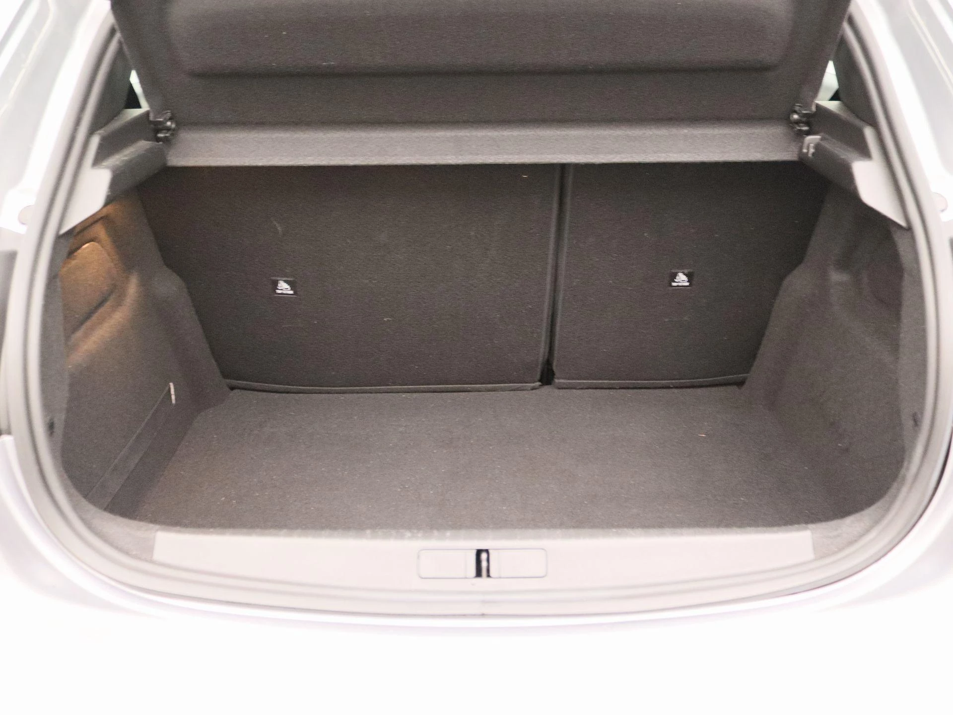 Peugeot-208-image-18