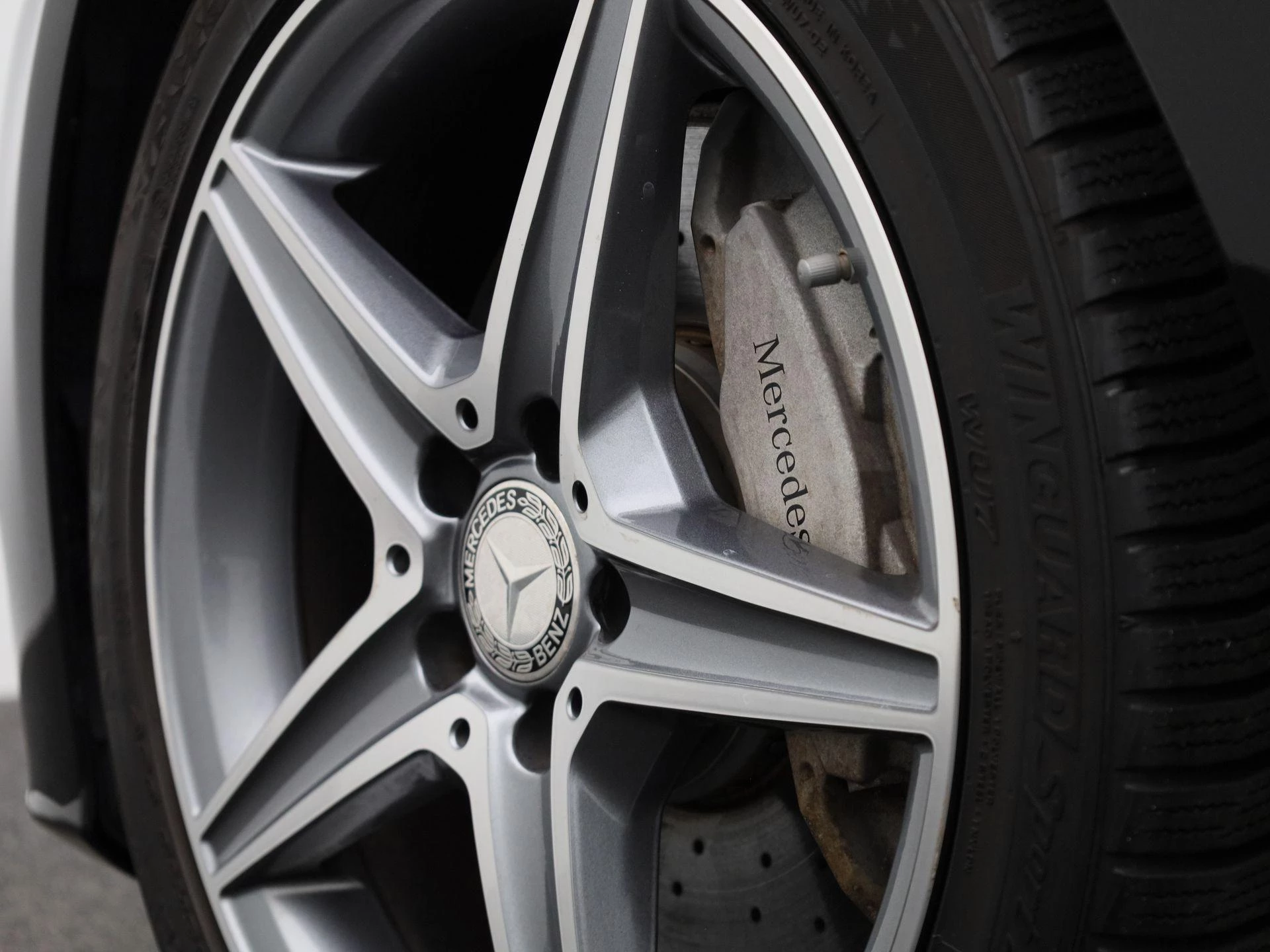 Mercedes-Benz-C-Klasse-image-41