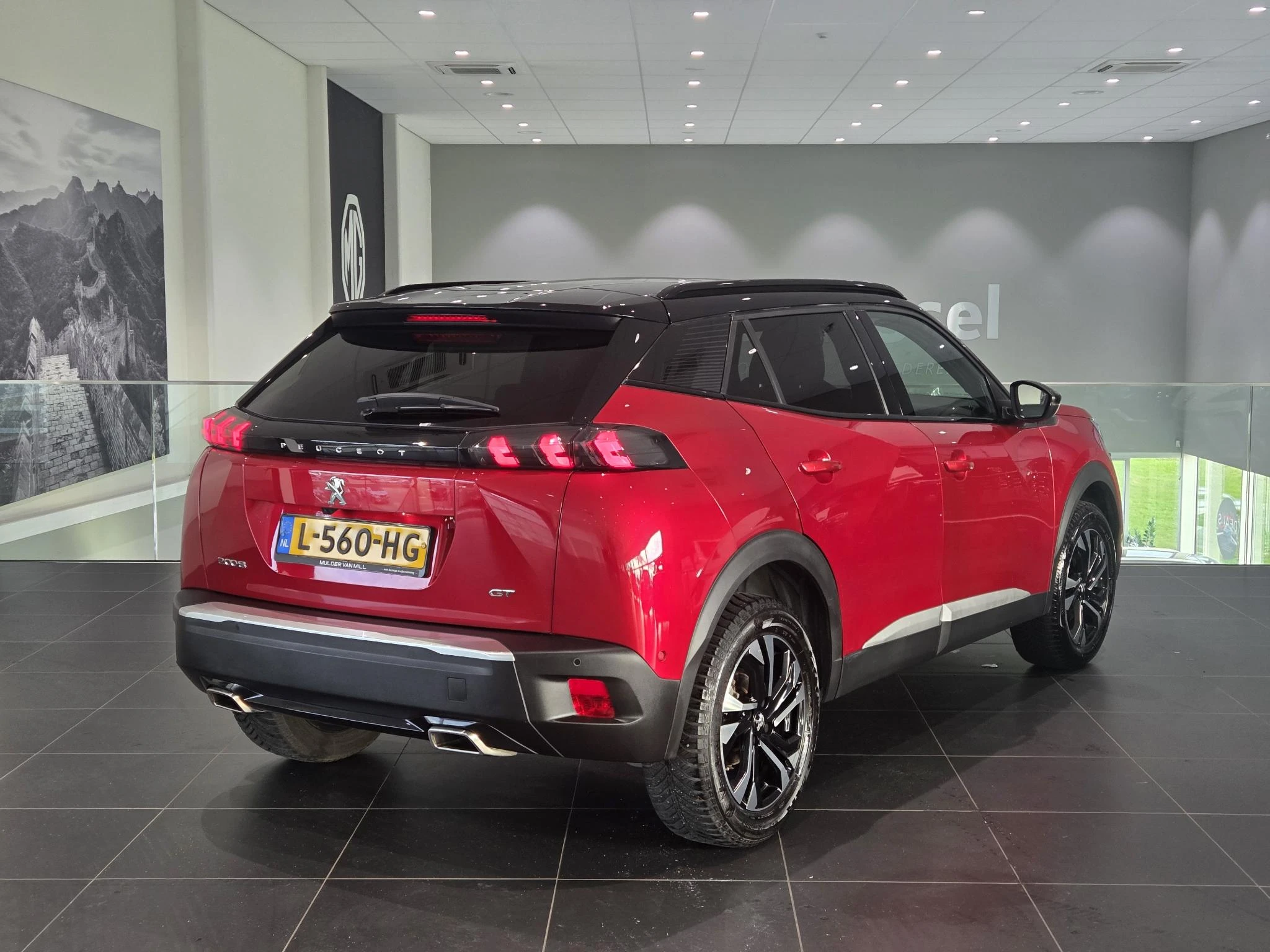 Peugeot-2008-image-3