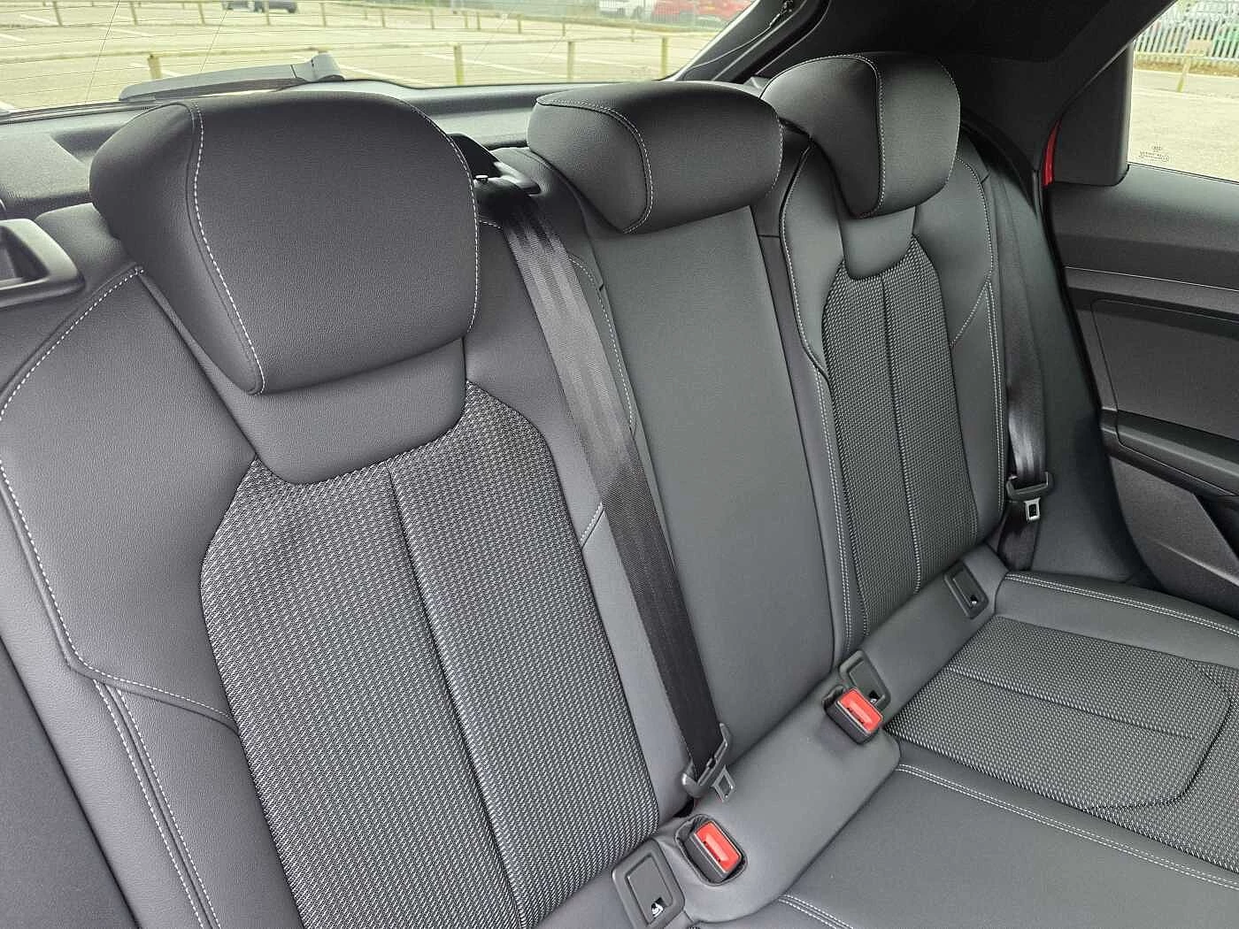 Audi-A1 Sportback-image-16