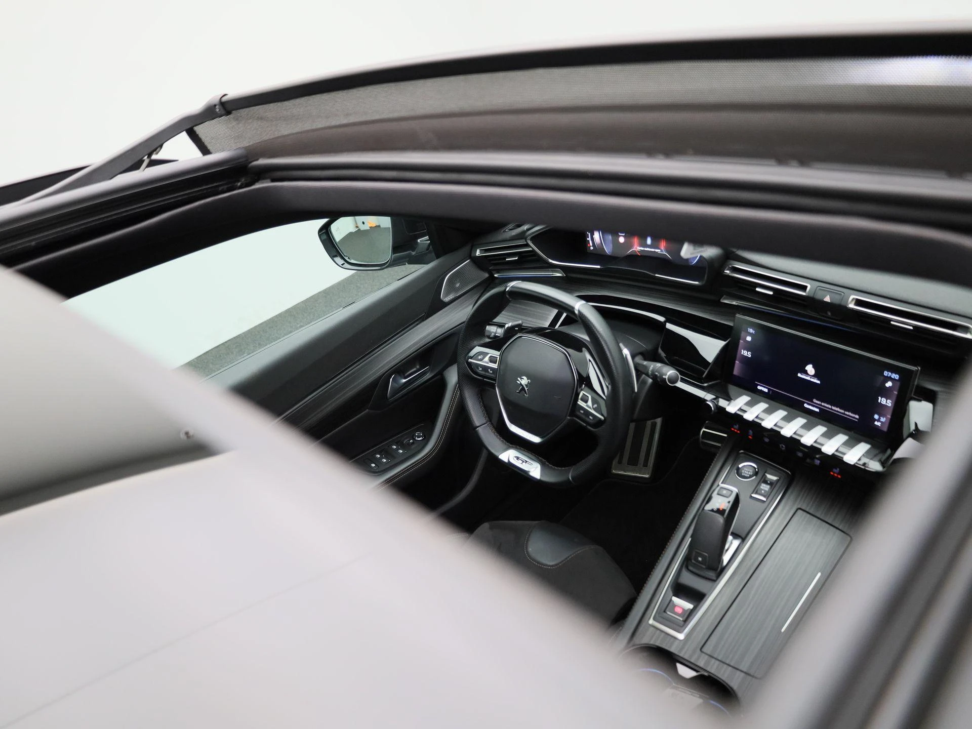 Peugeot-508-image-45