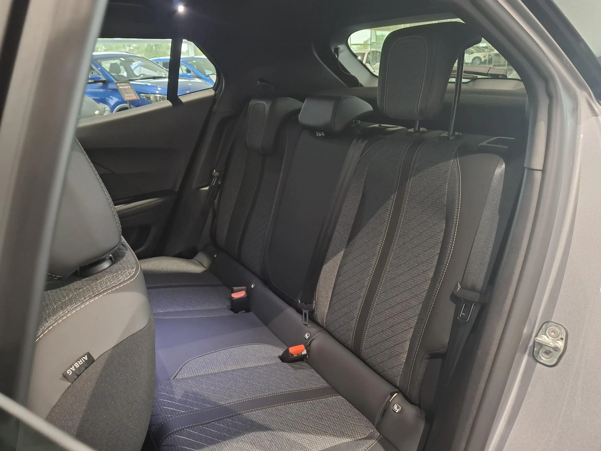 Peugeot-2008-image-11