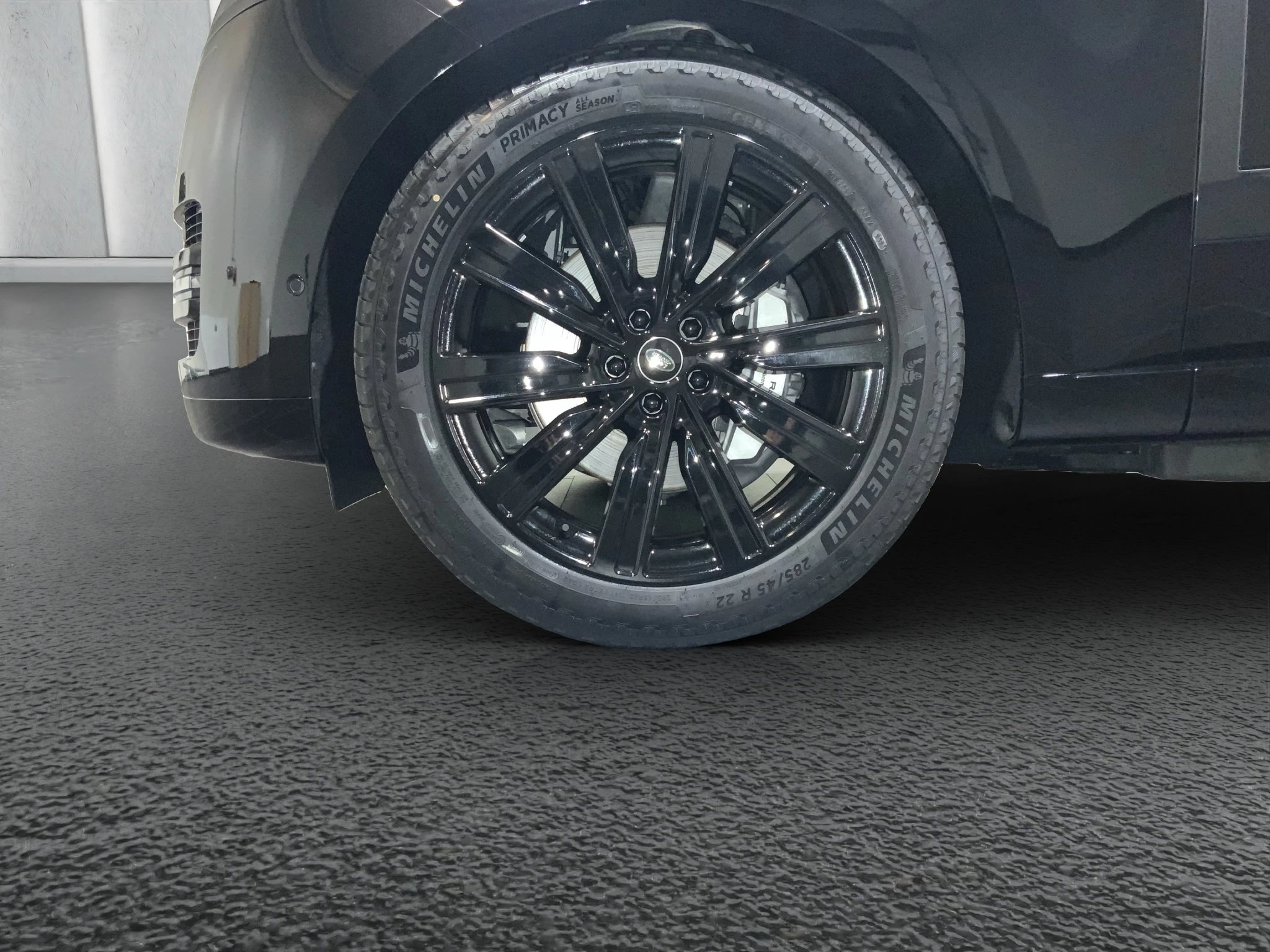Land Rover Range Rover HSE P460e 22 | Pano | AHK | Black Pack