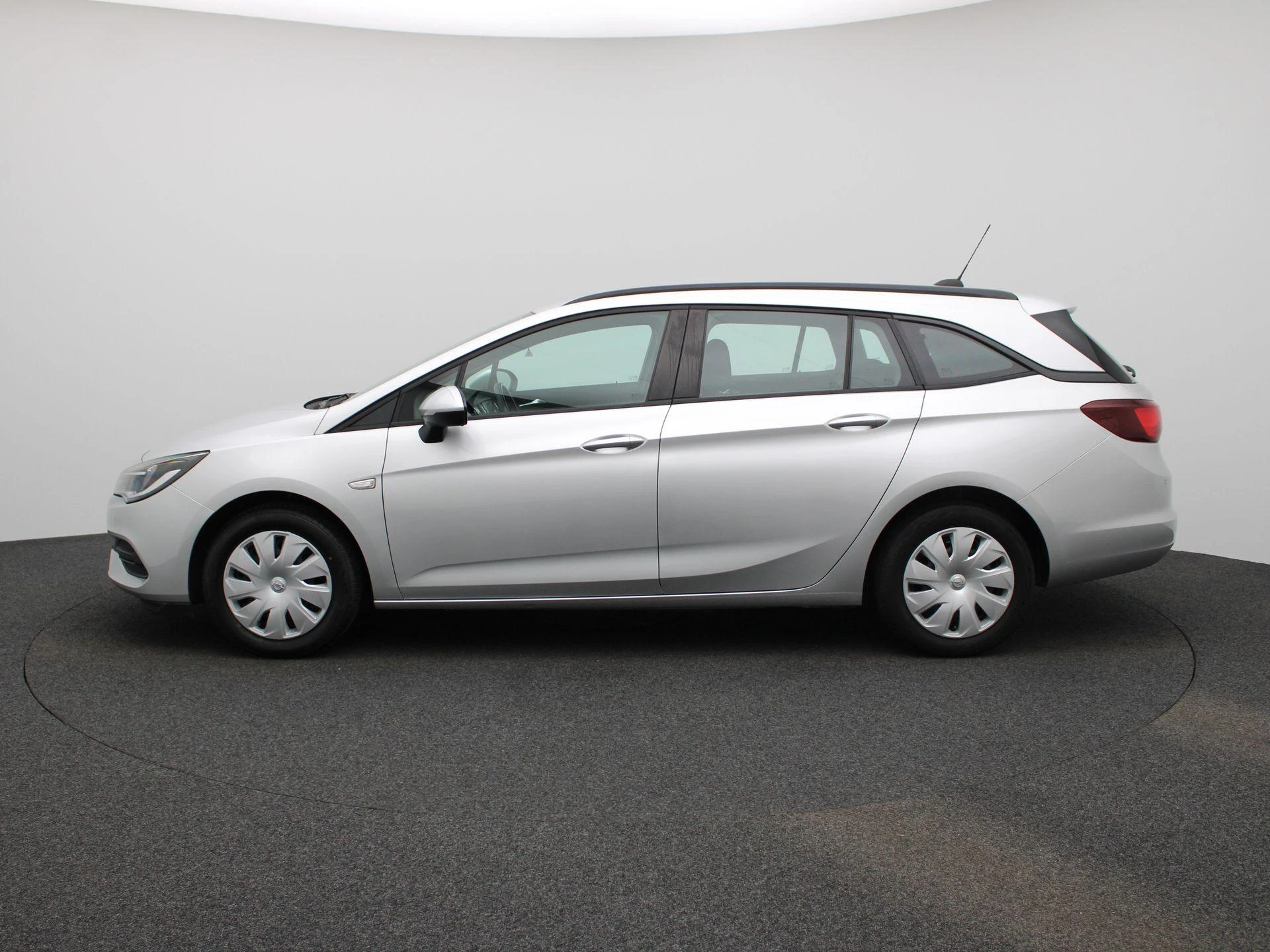 Opel-Astra-image-3