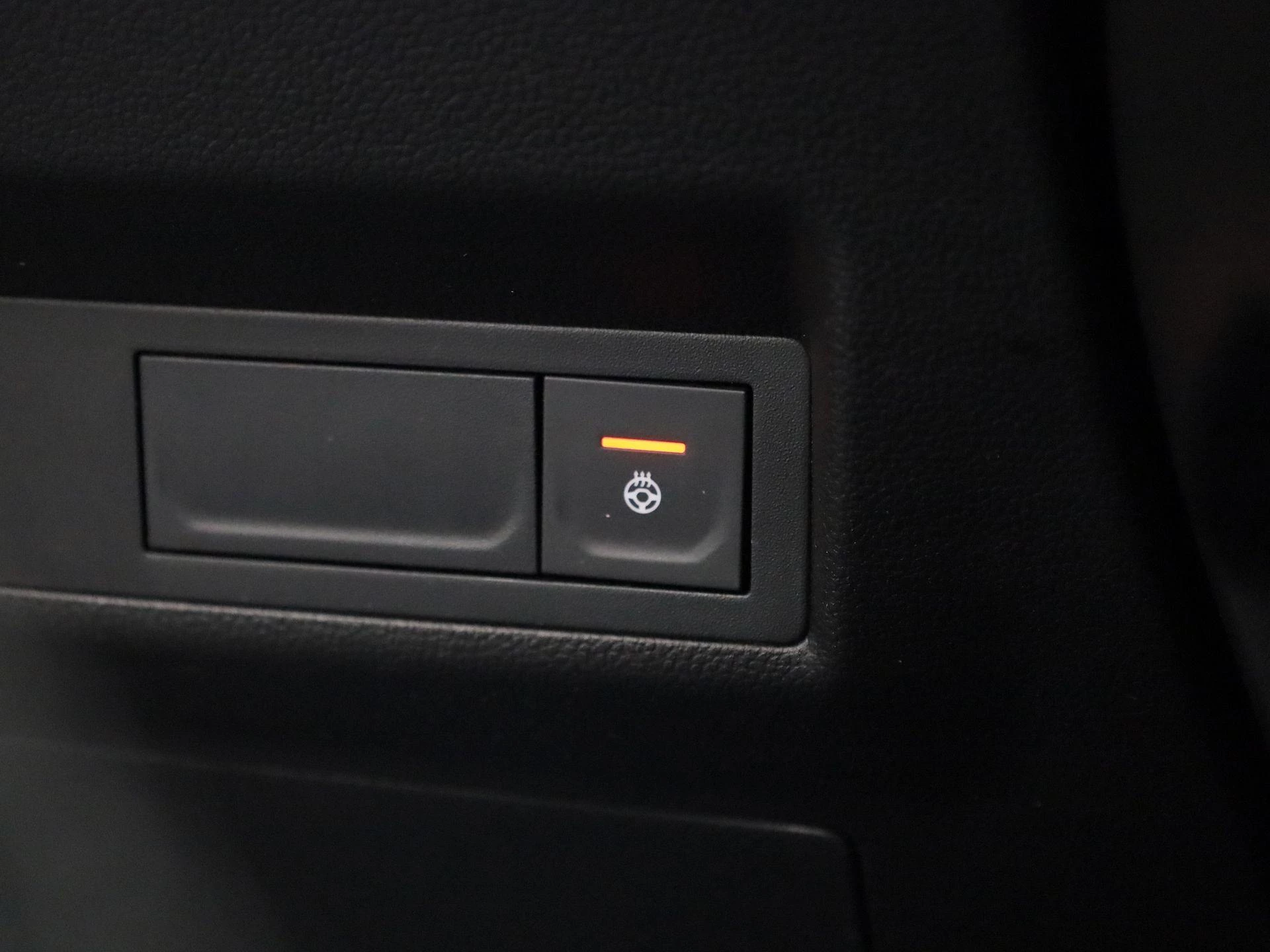 Renault Captur 1.6 E-Tech Plug-in Hybrid 160 Initiale Paris