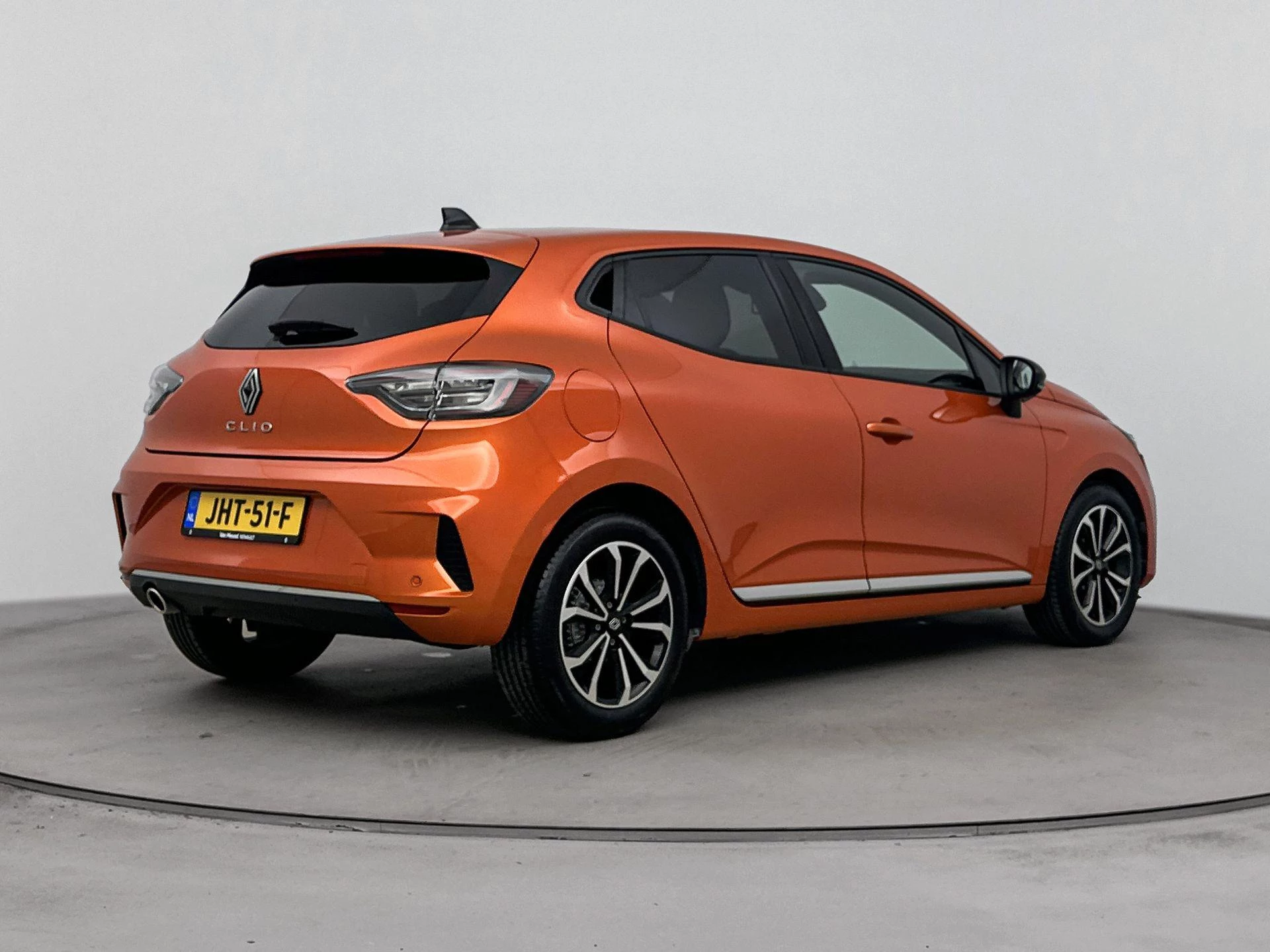 Renault-Clio-image-3