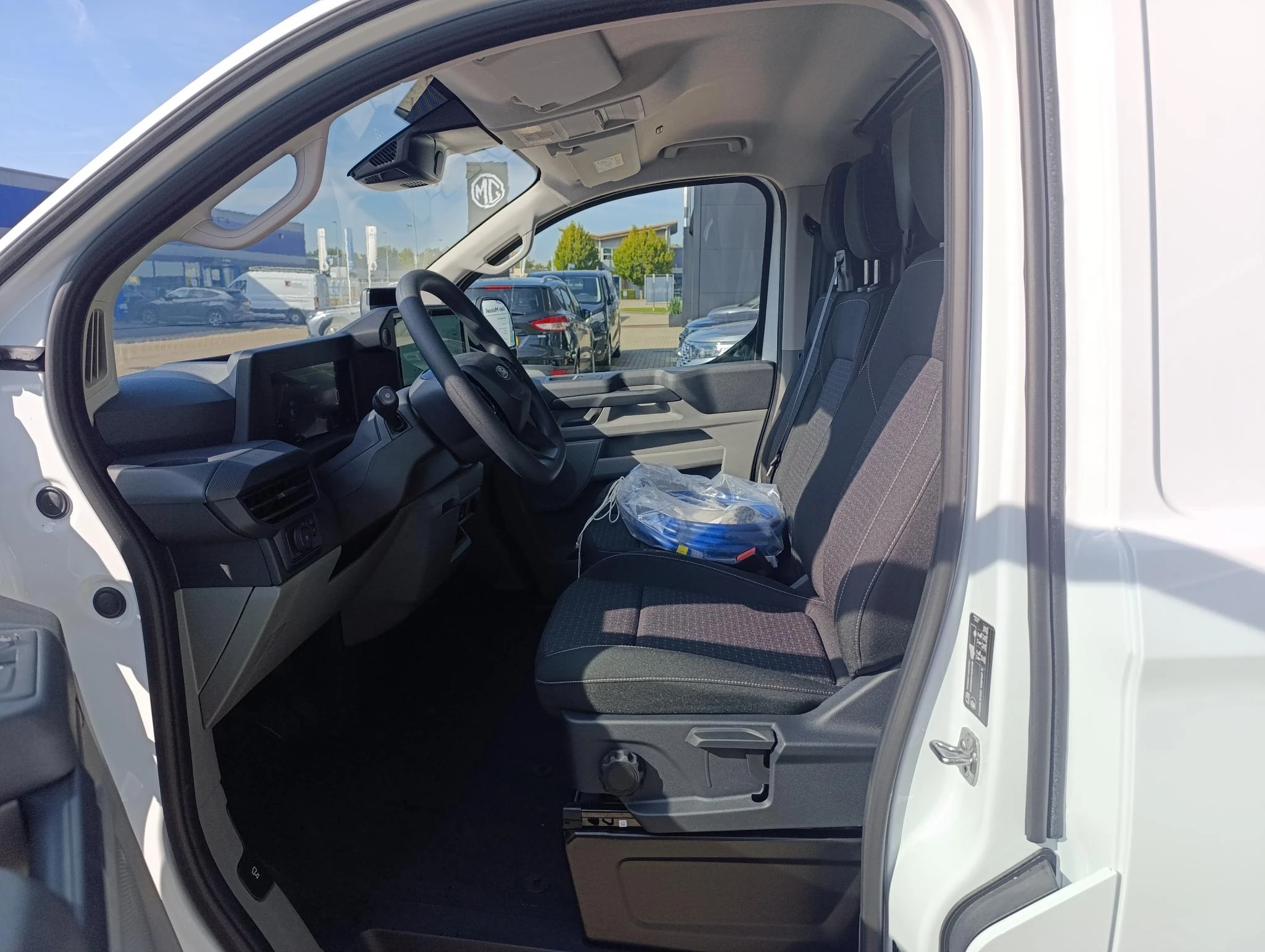 Ford-E-Transit-image-11