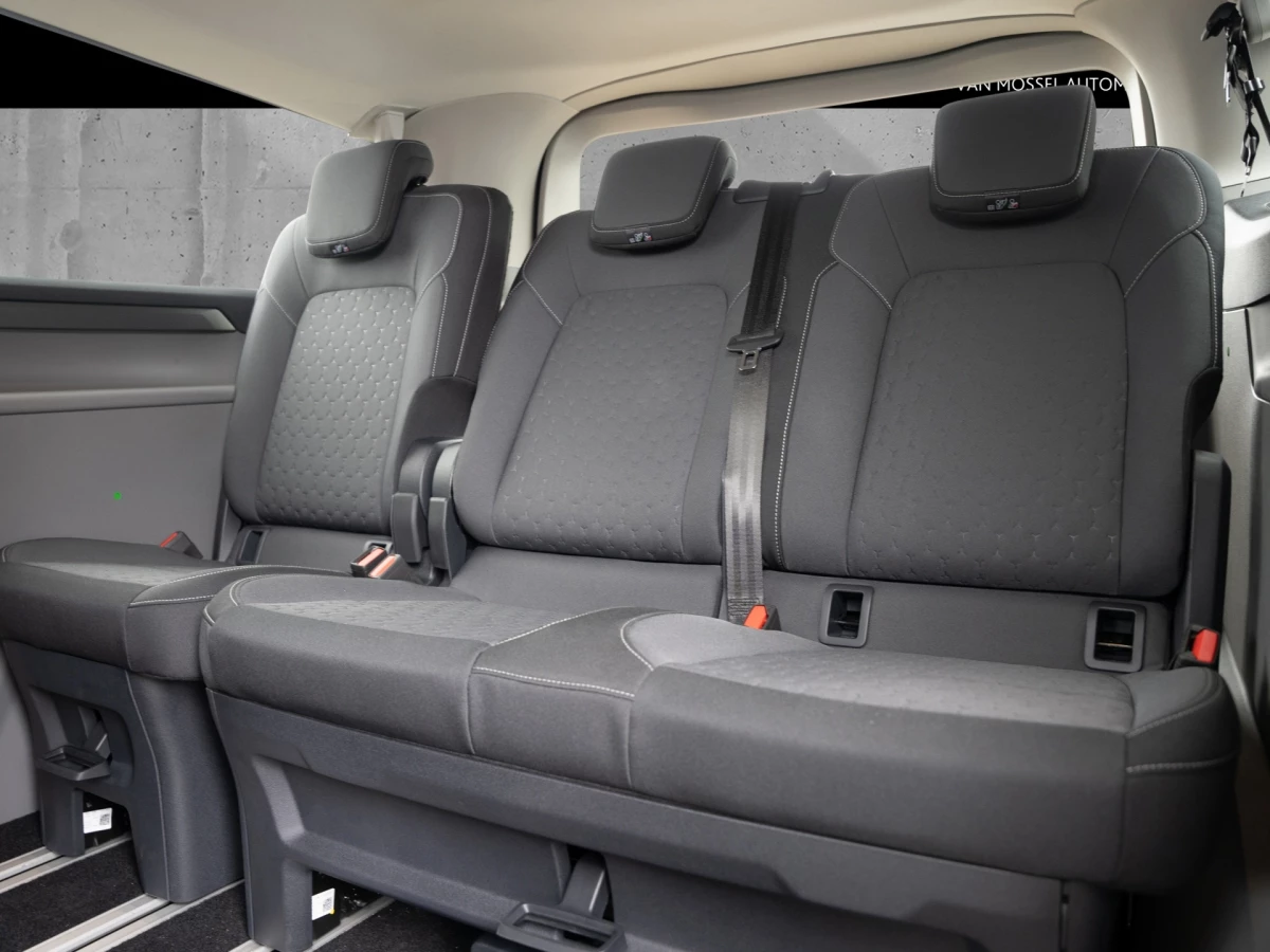 Ford-Tourneo Custom-image-7