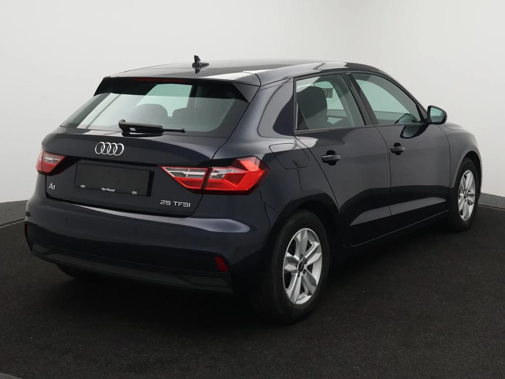 Audi A1 Sportback Audi A1 Sportback Business Edition Attraction 25TFSI 95PK *AUTOMAAT*PDC*VIRTUAL COCKPIT*APP-CONNECT*NAVI*CRUISE*...*