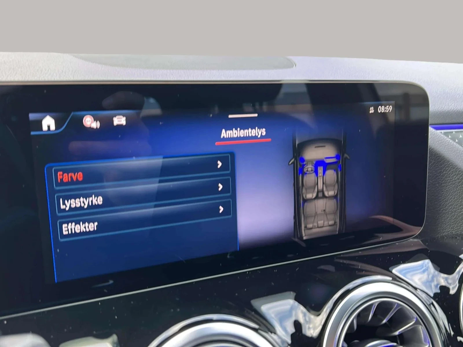 Mercedes-Benz-EQA-image-14