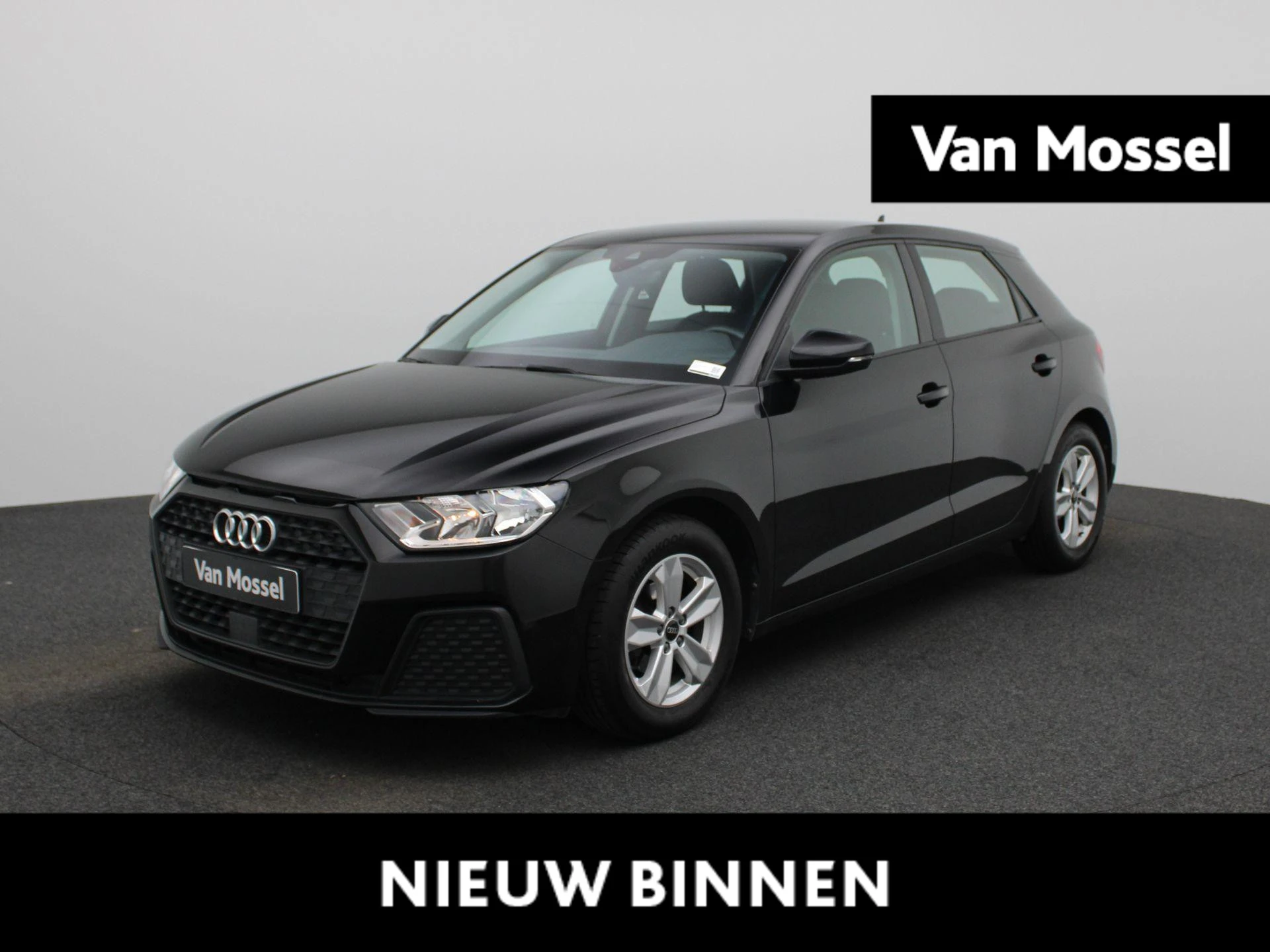 Audi-A1 Sportback-image-0
