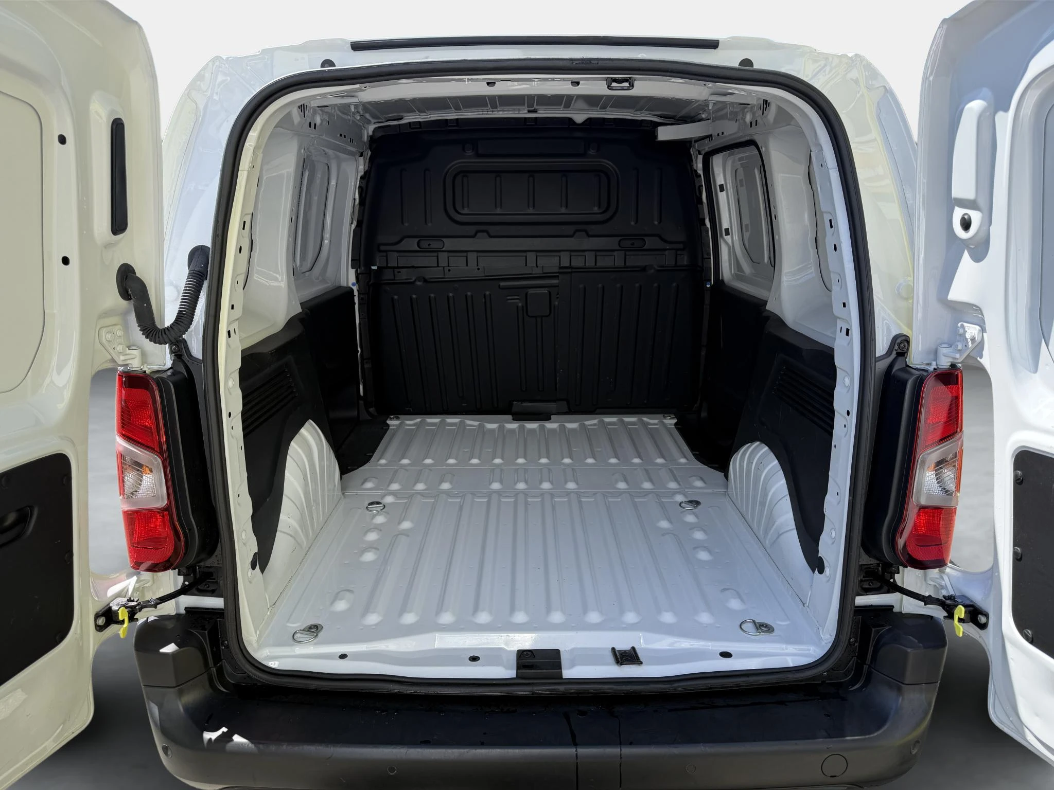 Peugeot-Partner-image-12