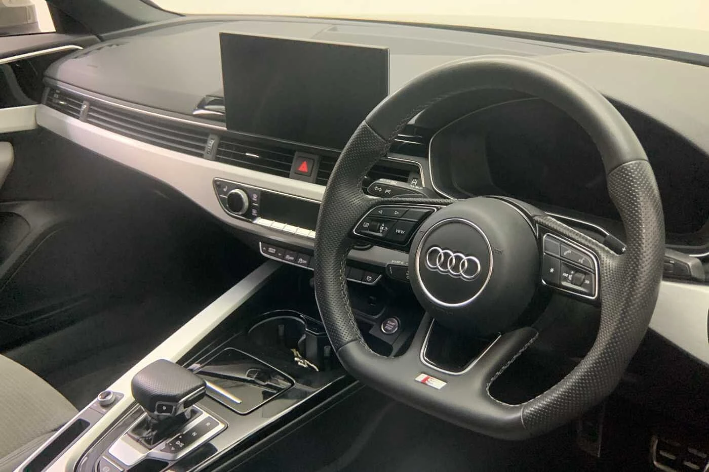 Audi-A4-image-5