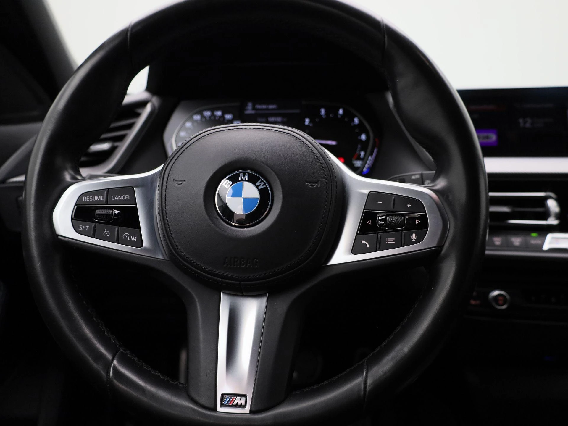 BMW-1 Serie-image-6