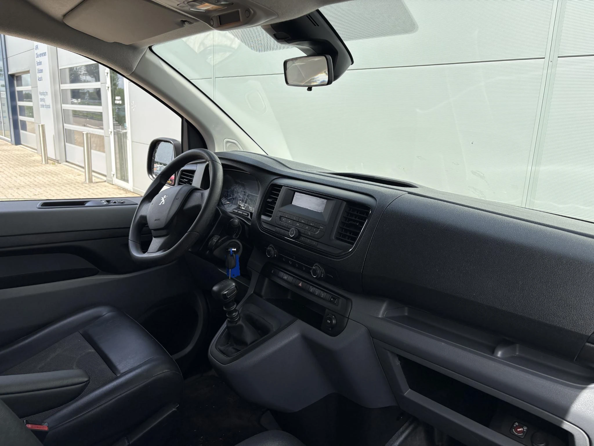Peugeot Expert 1.5 BlueHDI 120 Compact Premium