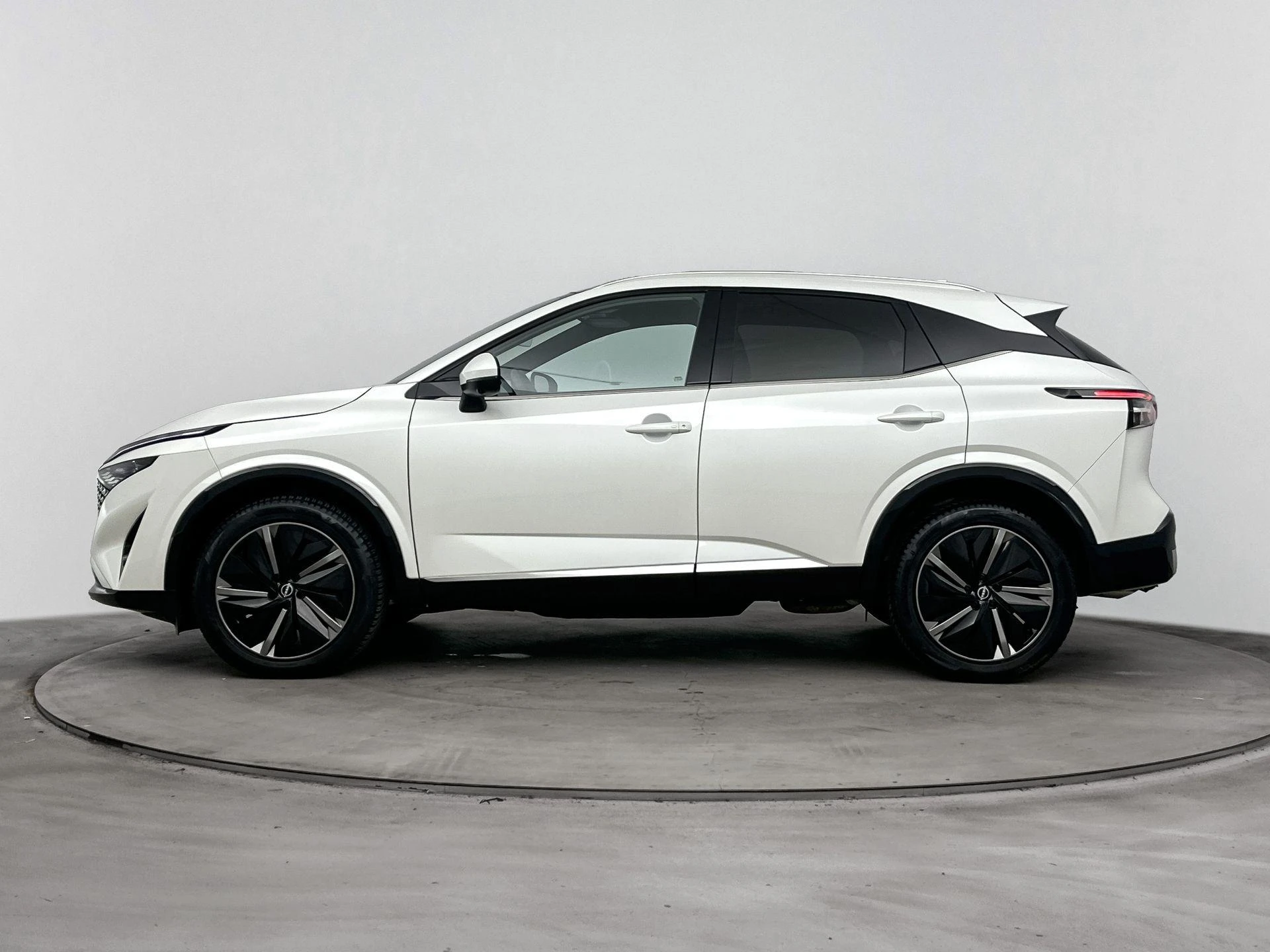 Nissan QASHQAI 1.3 MHEV Xtronic Tekna 158PK