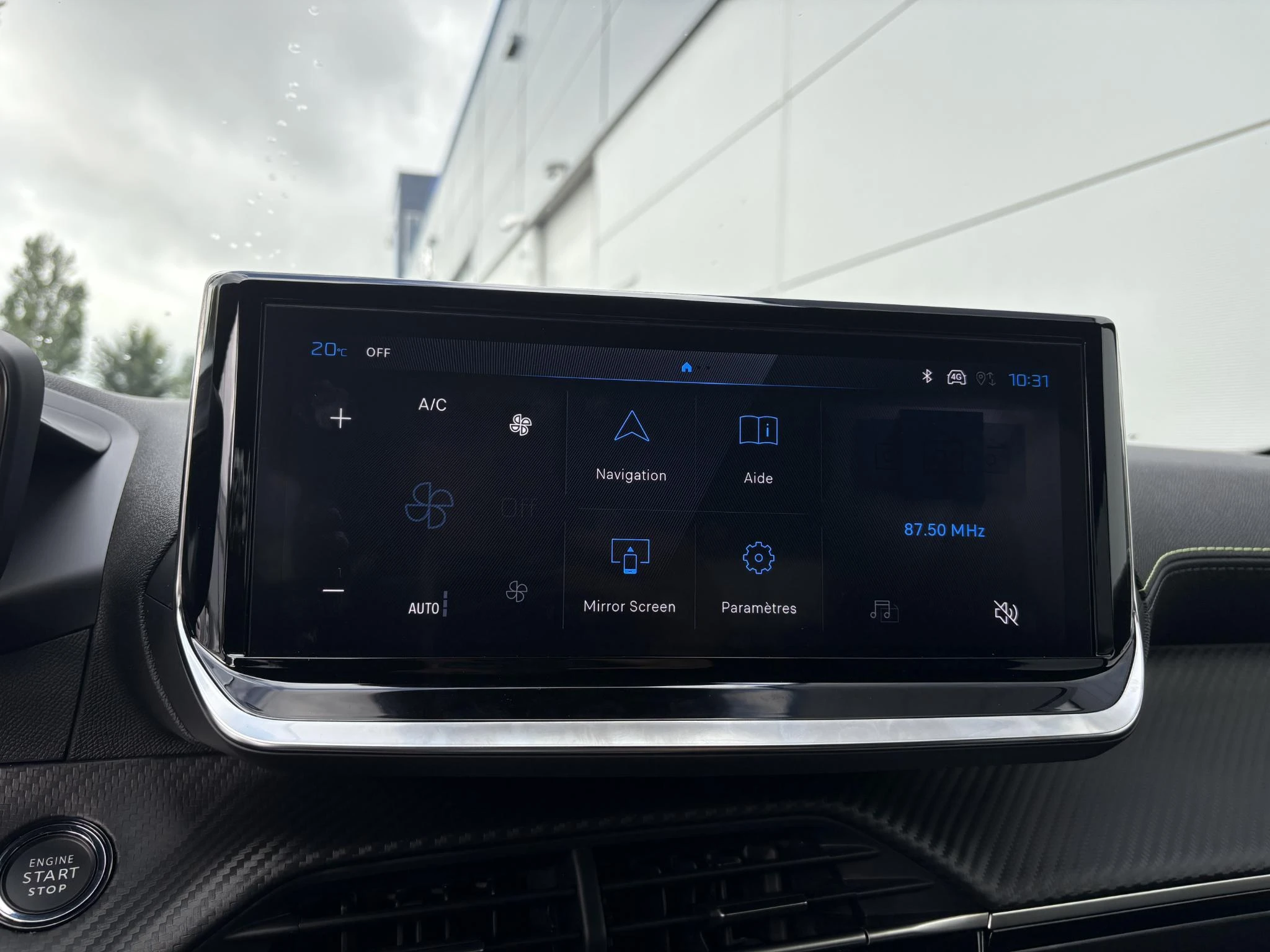 Peugeot-2008-image-21