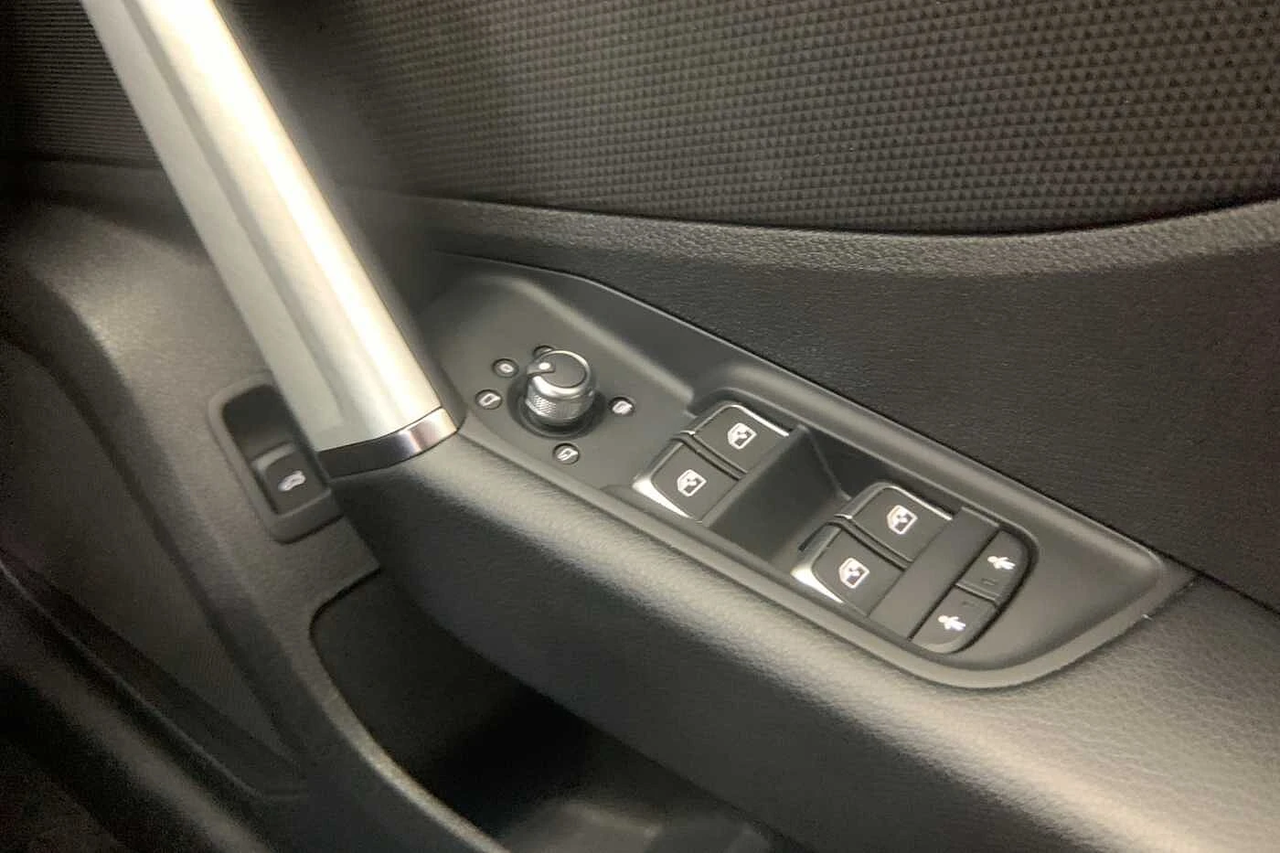 Audi-Q2-image-23
