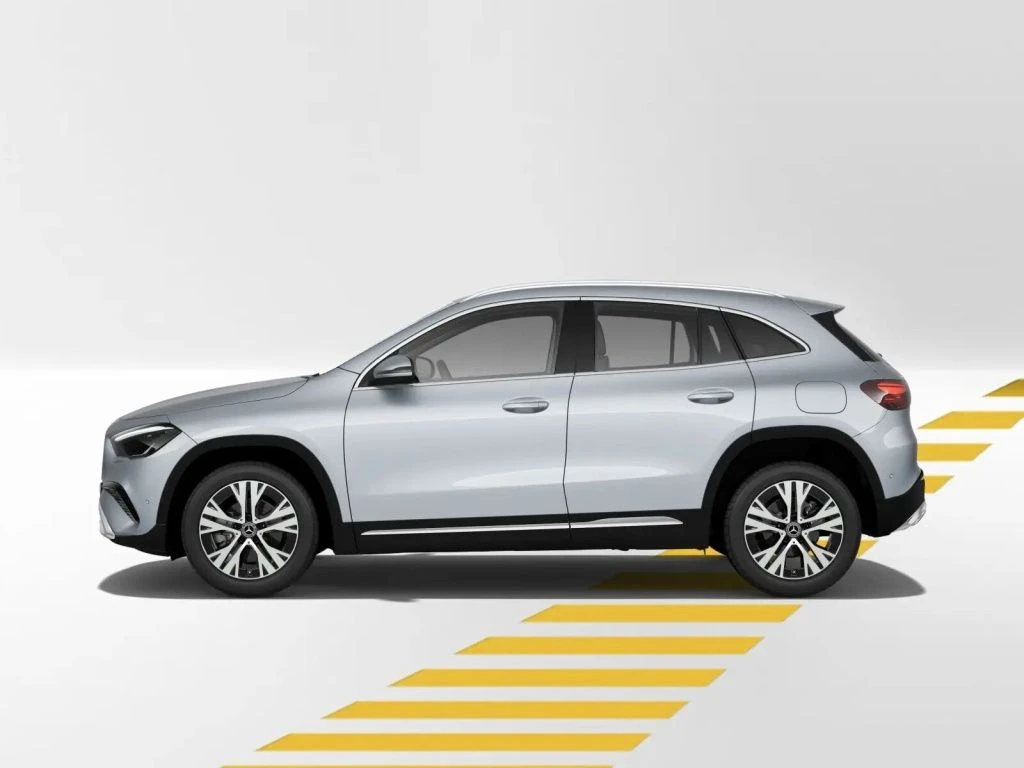 Mercedes-Benz-GLA 200-image-3