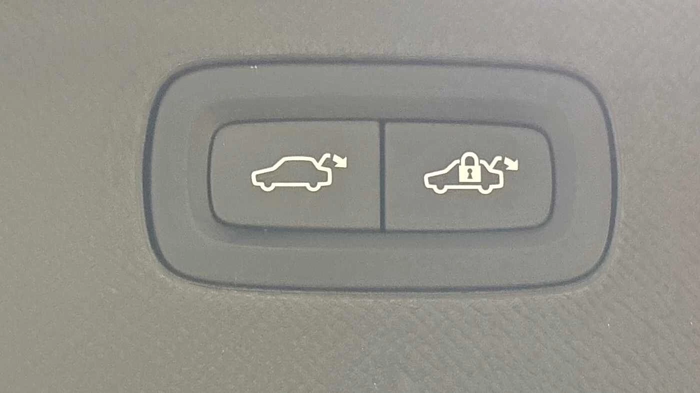 Volvo-XC90-image-37