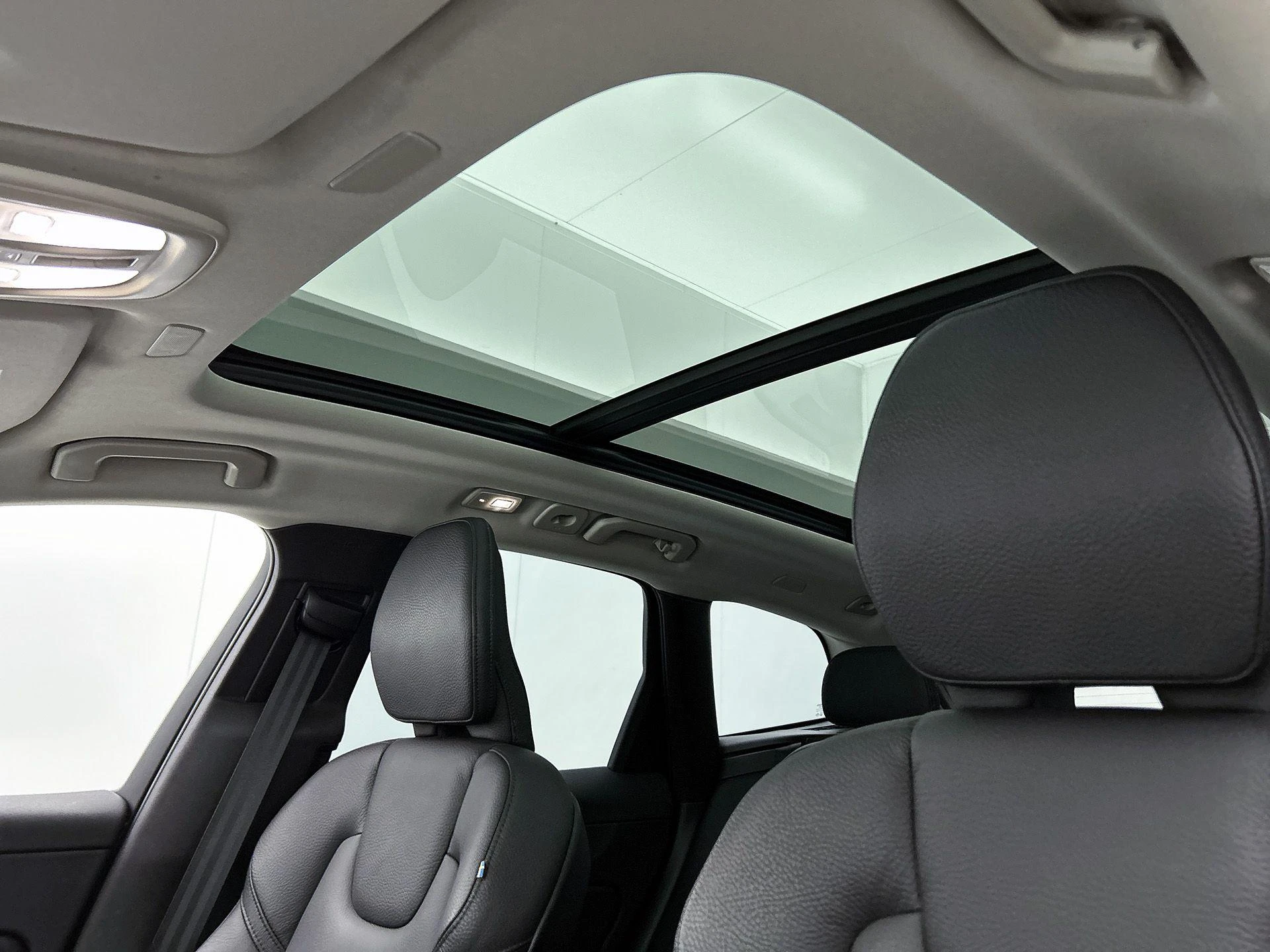 Volvo-XC60-image-41