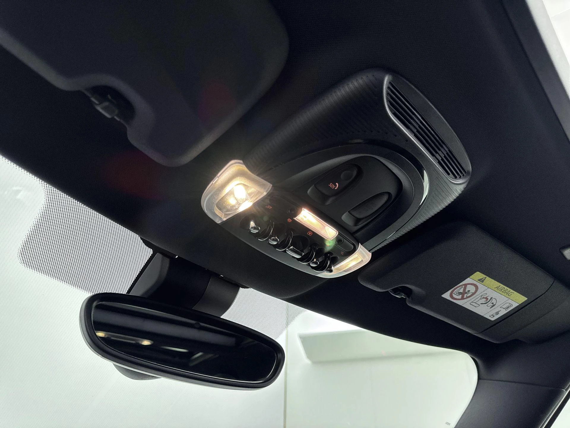 MINI-Countryman-image-10