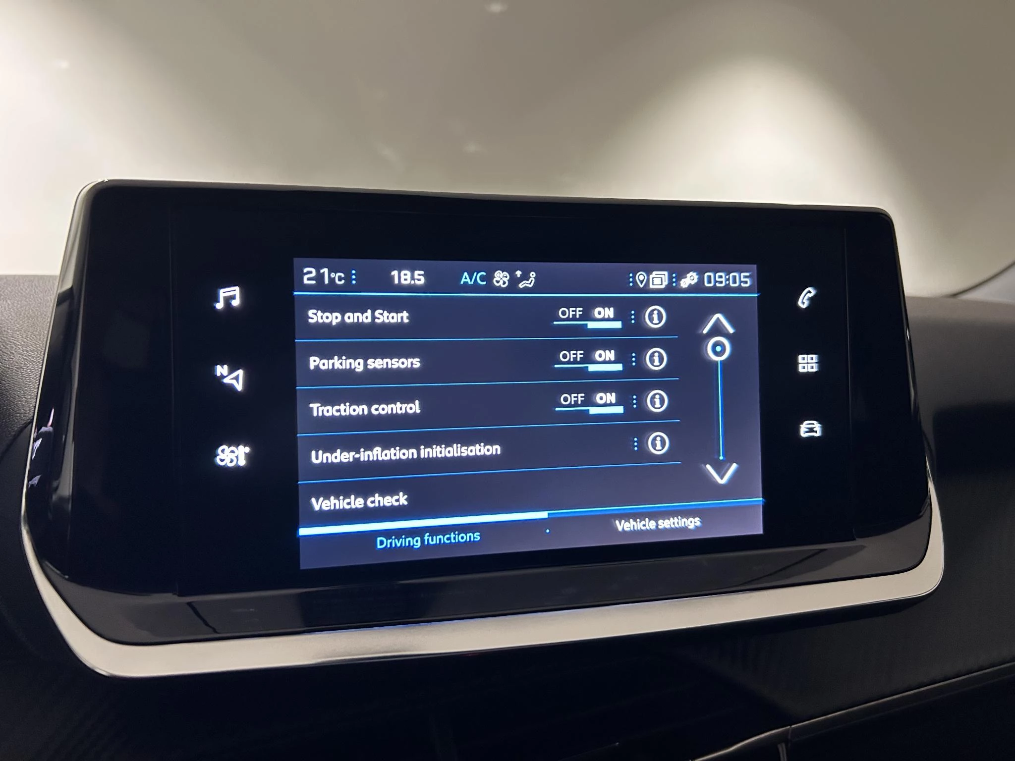 Peugeot 2008 1.2 PureTech Allure Pack