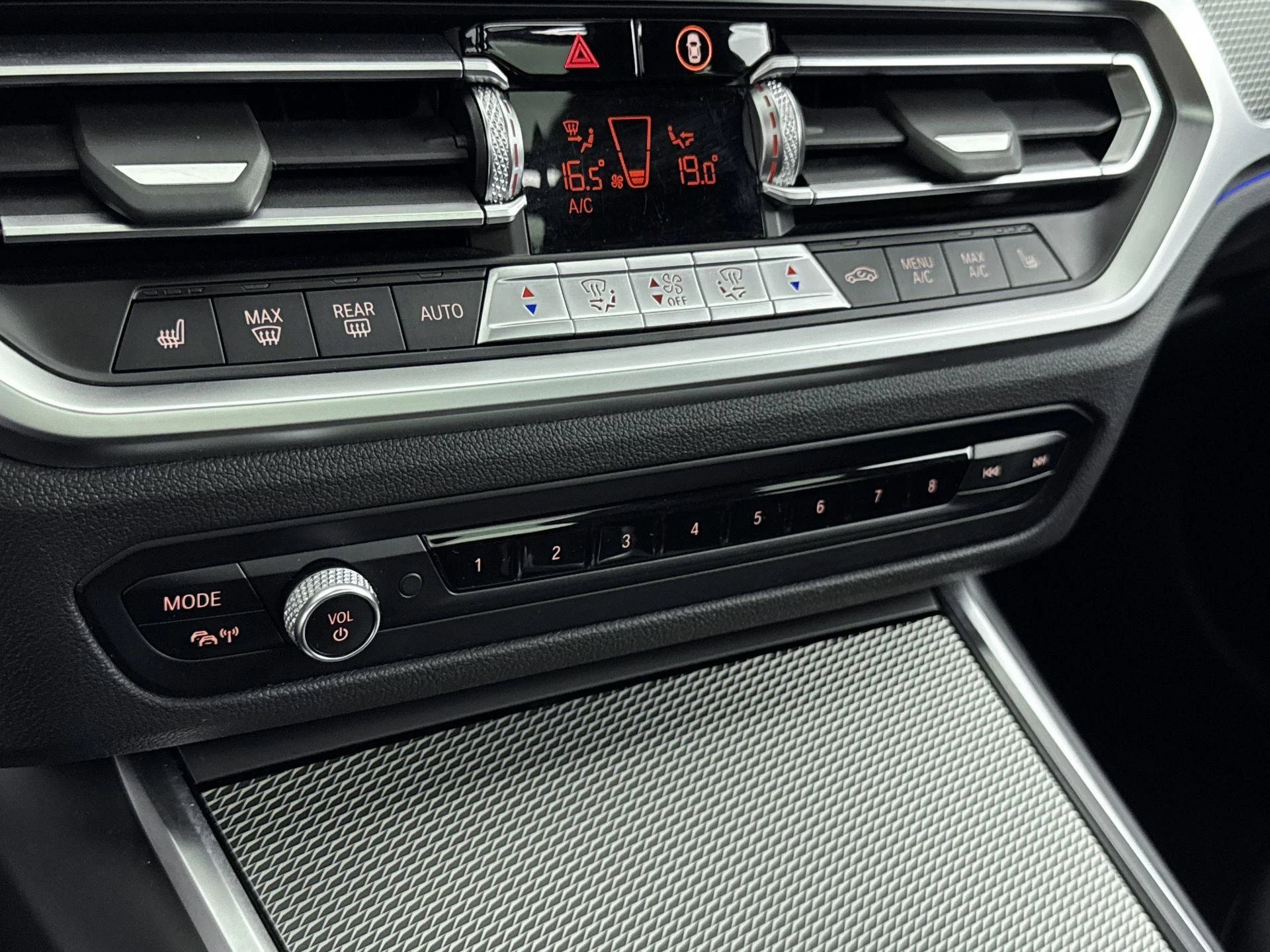 BMW-3 Serie-image-14